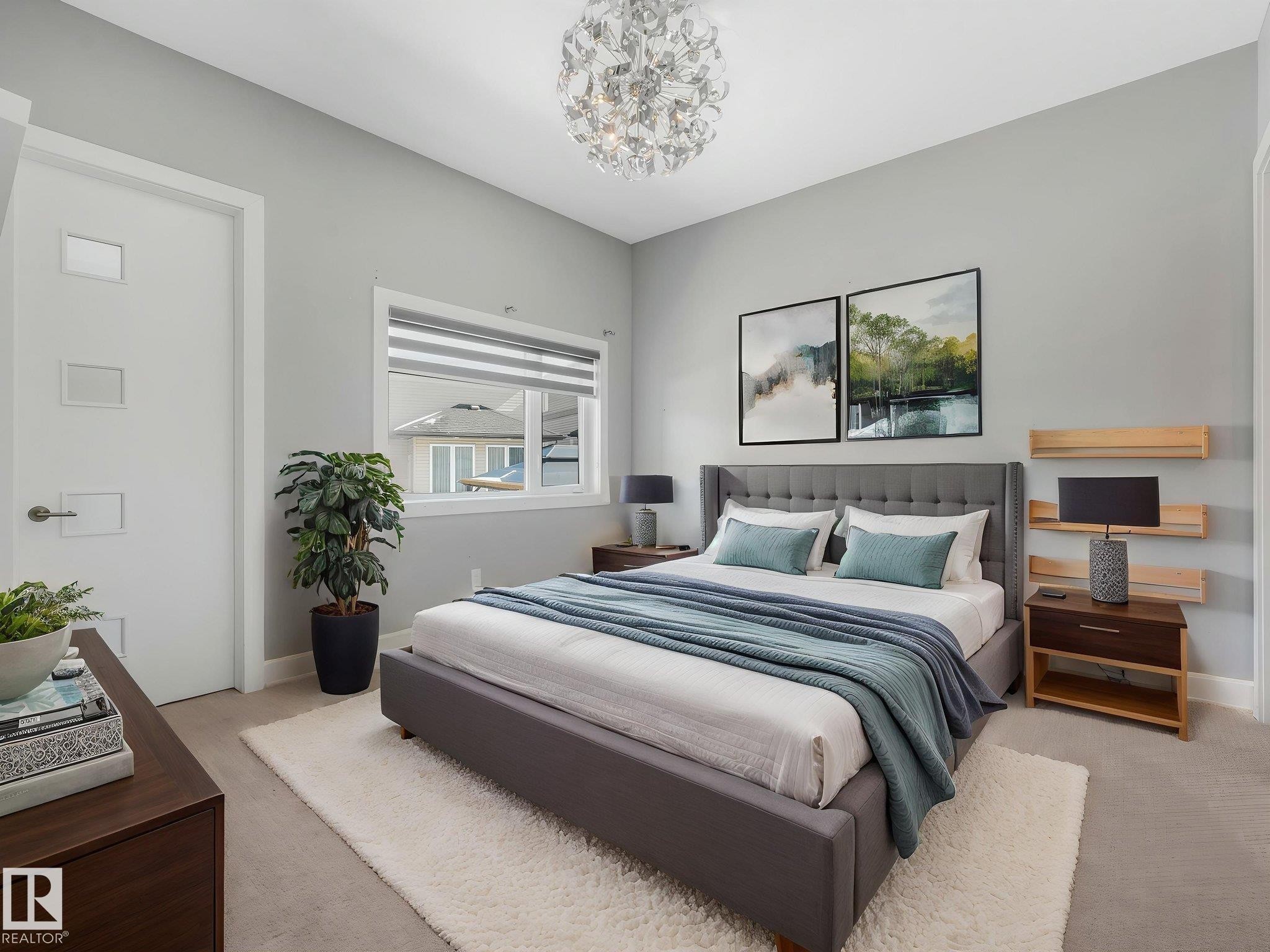 1012 148 Avenue, Edmonton, AB - Indoor Photo Showing Bedroom