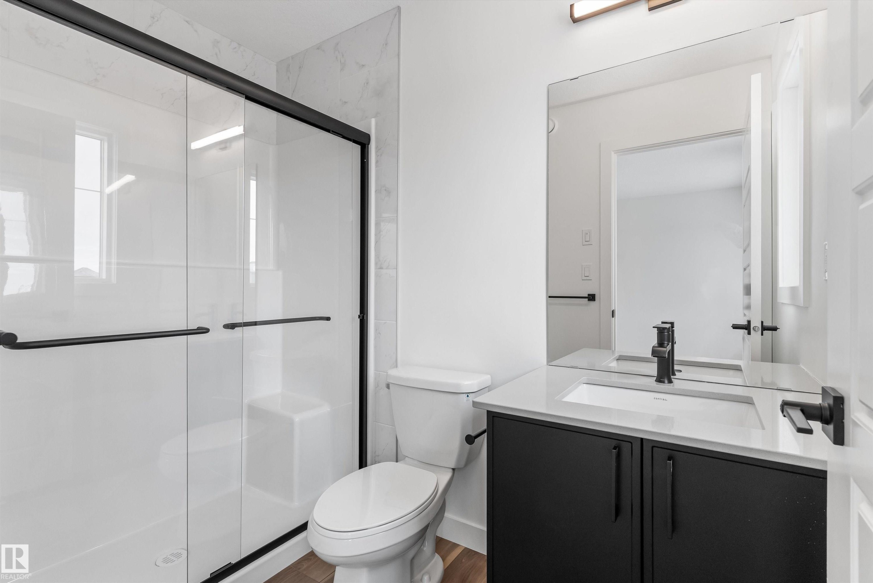 4236 208 Street, Edmonton, AB - Indoor Photo Showing Bathroom