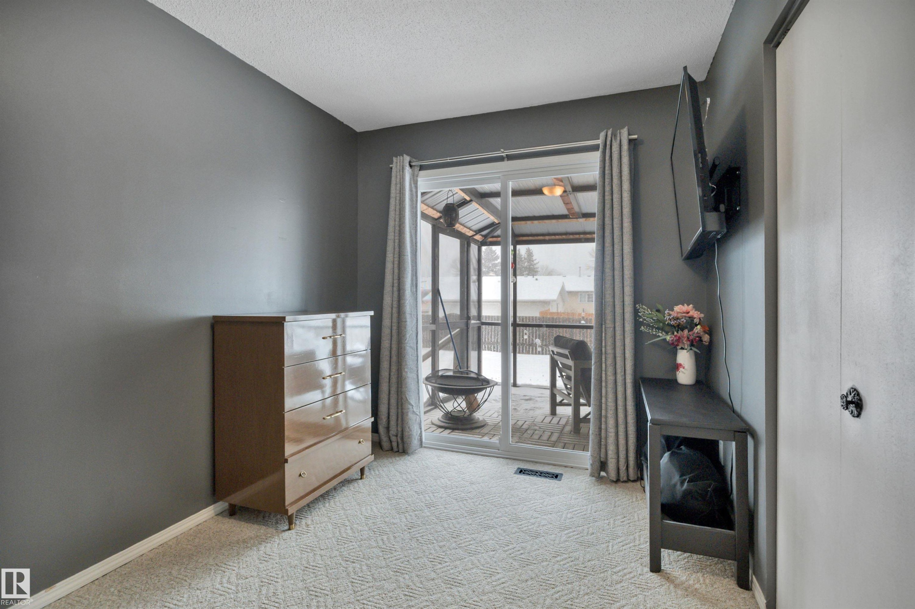 31 Camelot Crescent, Leduc, AB - Indoor Photo Showing Other Room