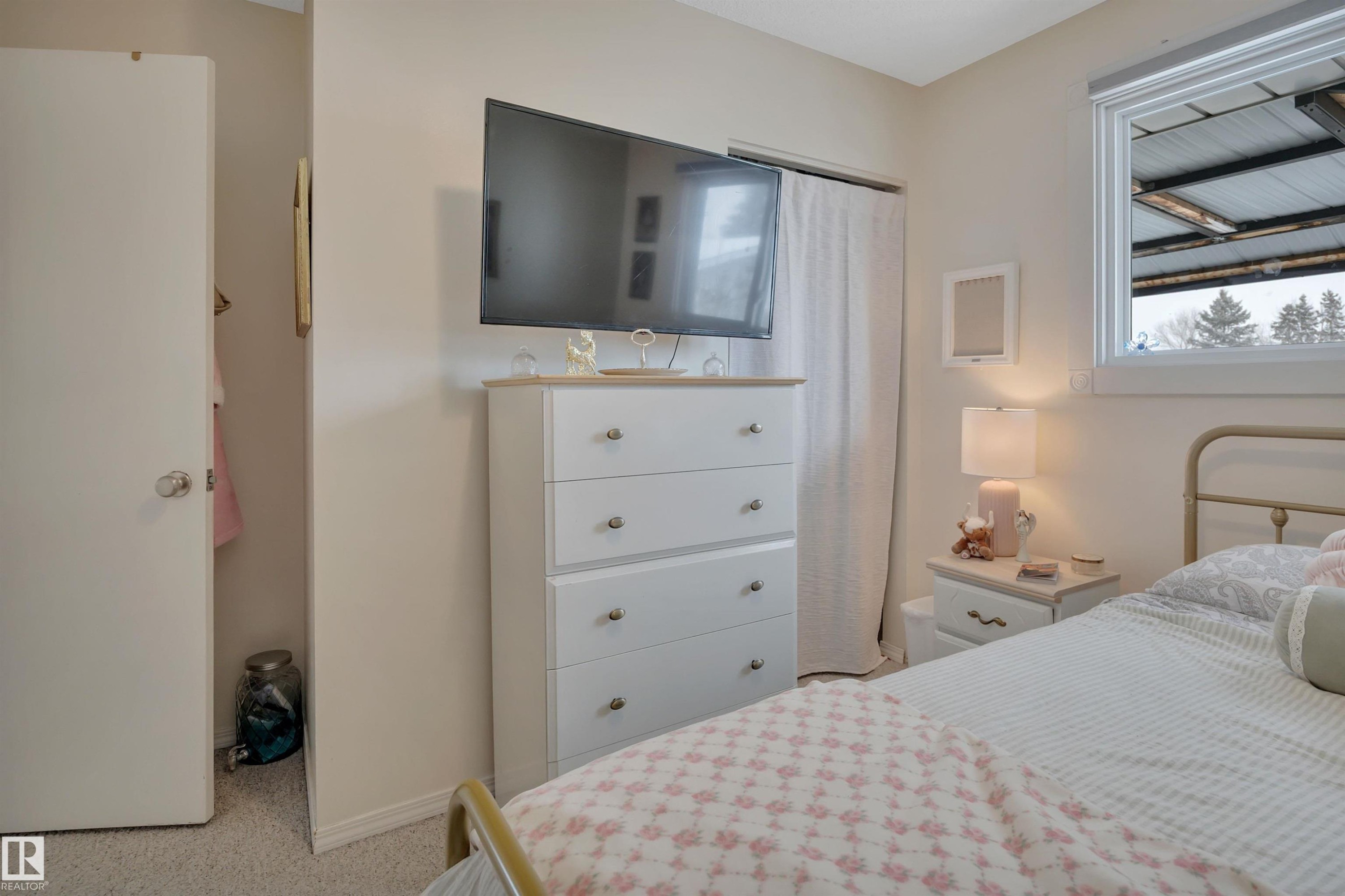 31 Camelot Crescent, Leduc, AB - Indoor Photo Showing Bedroom