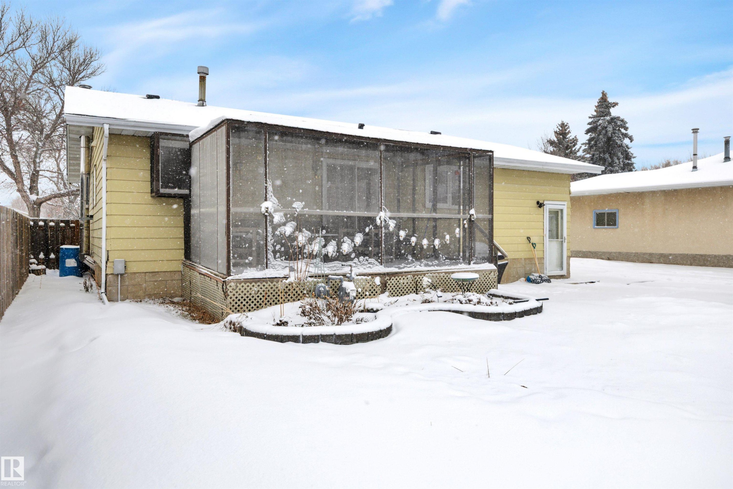 31 Camelot Crescent, Leduc, AB - Outdoor With Deck Patio Veranda