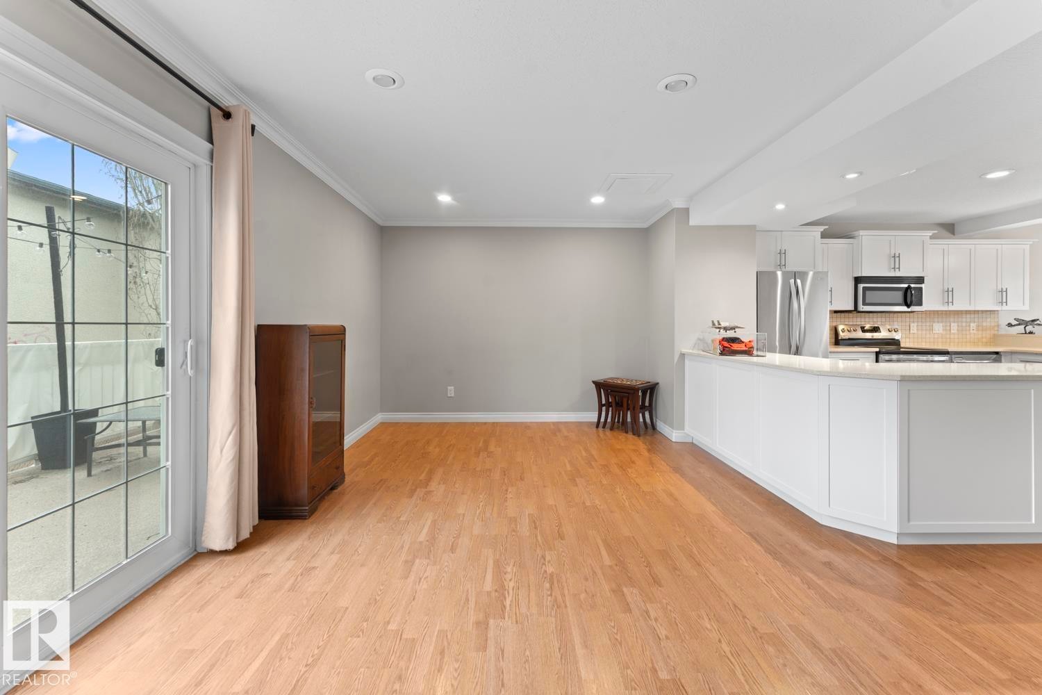 5 1001 7 Avenue, Cold Lake, AB - Indoor