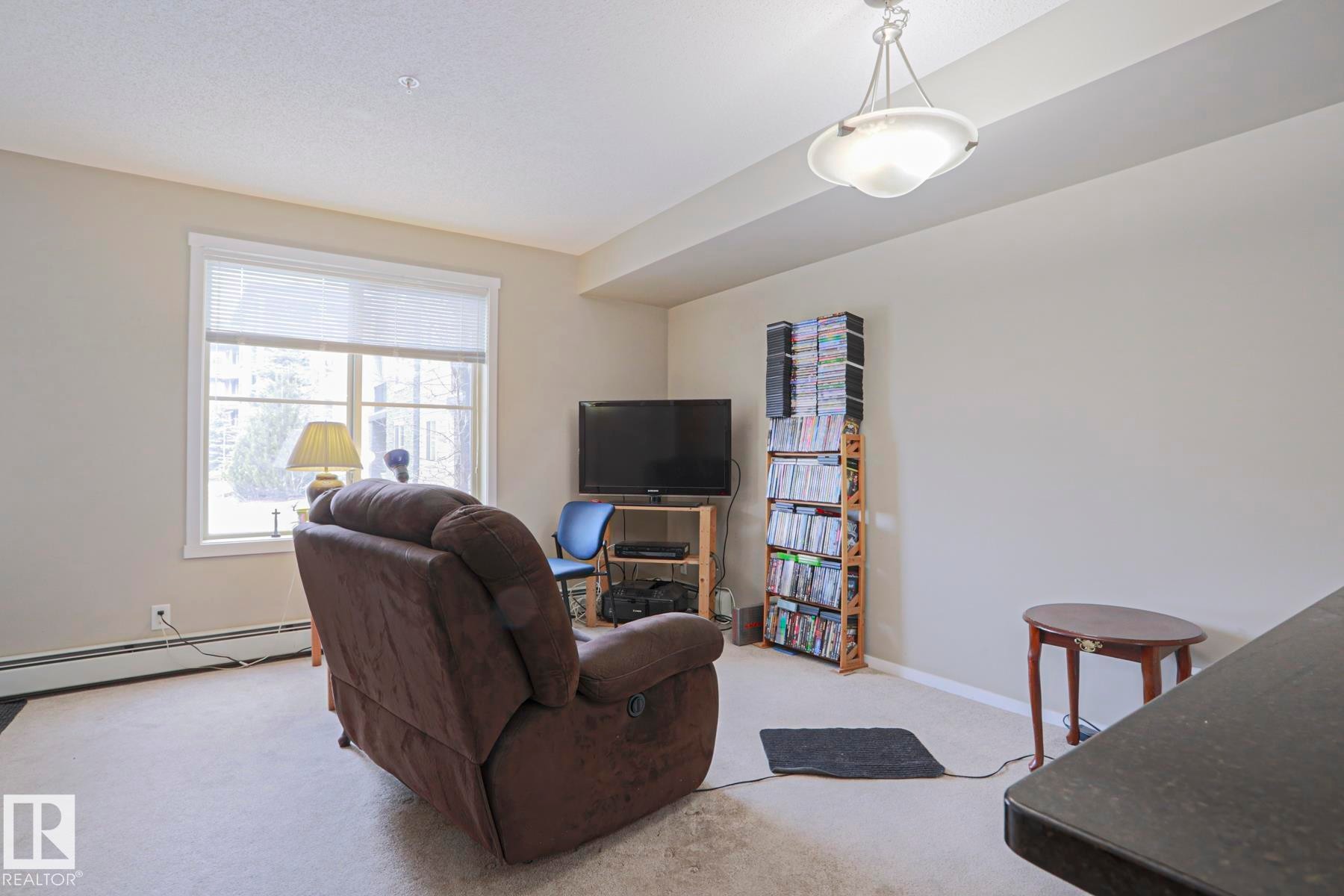 110 3207 James Mowatt Trail, Edmonton, AB - Indoor Photo Showing Other Room