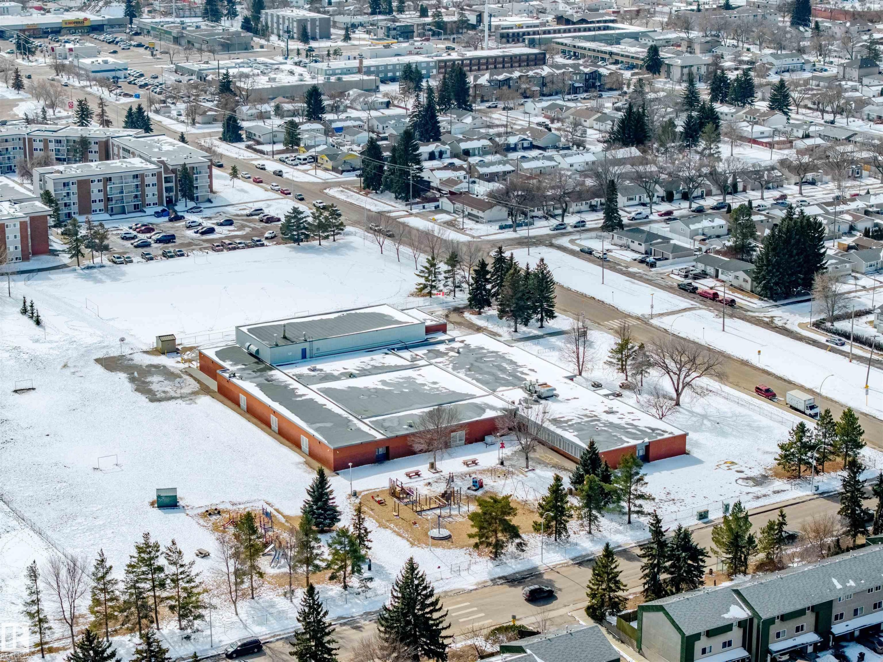 774 Abbottsfield Road Nw, Edmonton, AB - Outdoor With View
