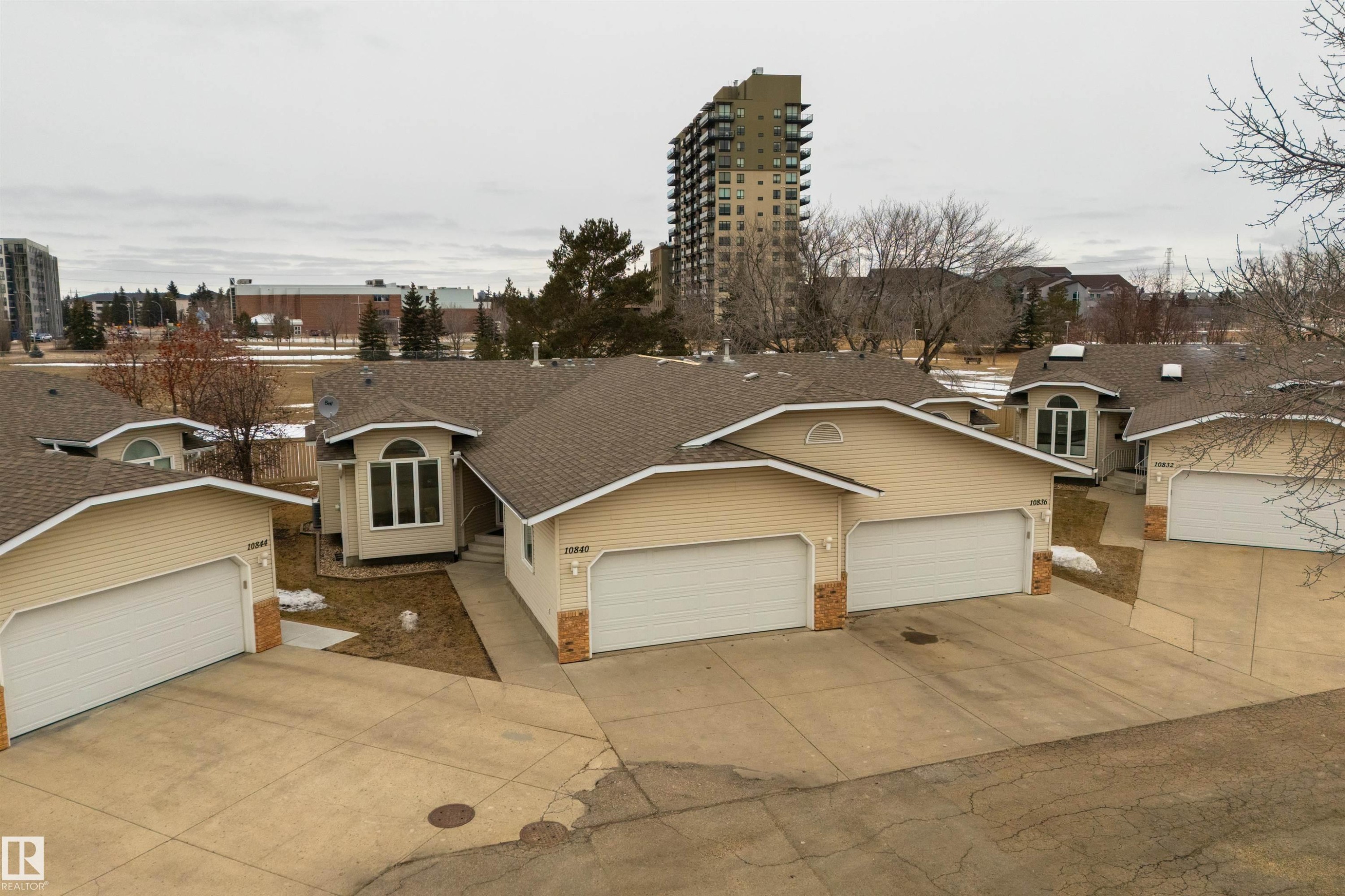 10840 25 Avenue, Edmonton, AB - Outdoor With Facade