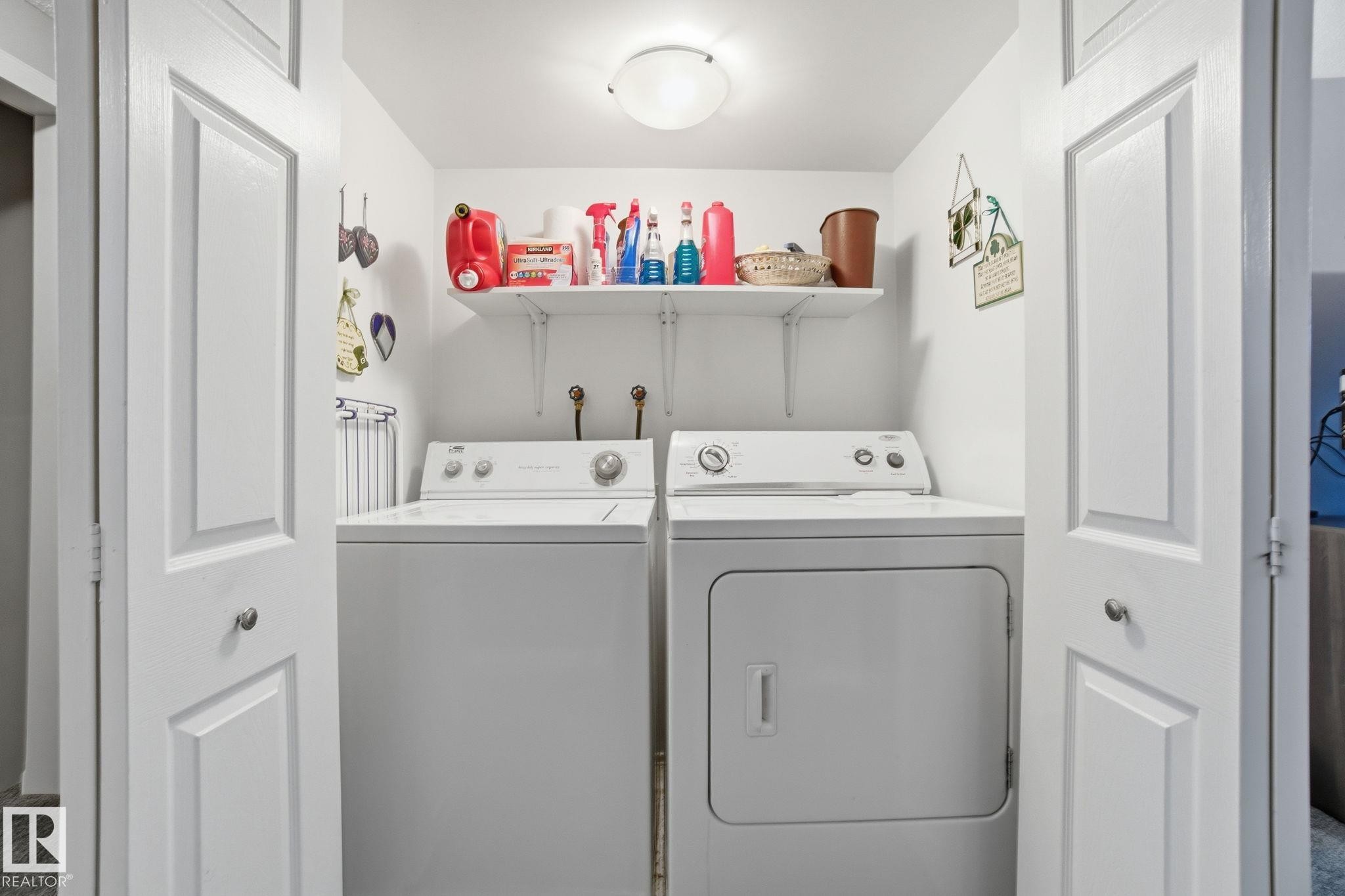 373 Kline Crescent, Edmonton, AB - Indoor Photo Showing Laundry Room