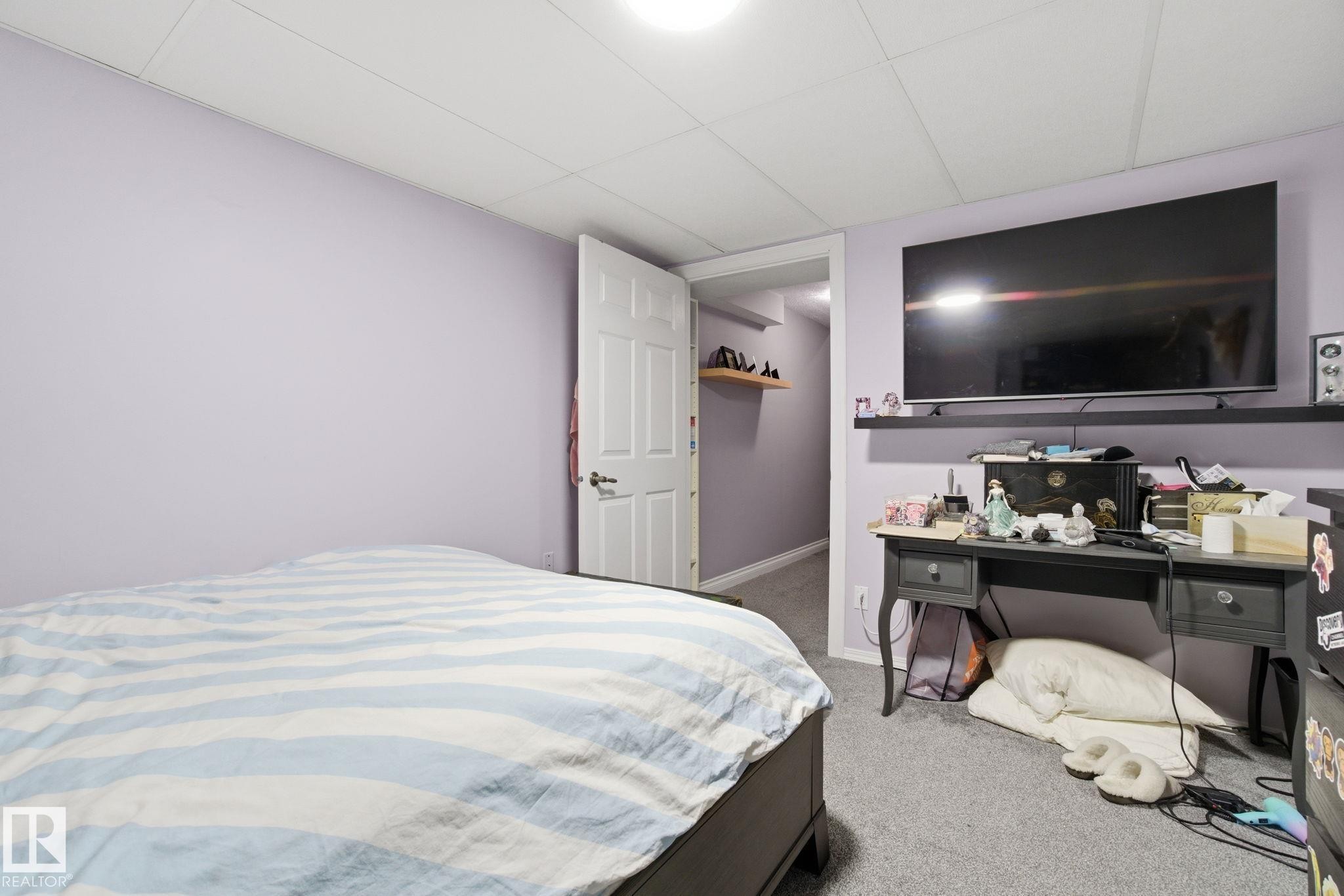 373 Kline Crescent, Edmonton, AB - Indoor Photo Showing Bedroom