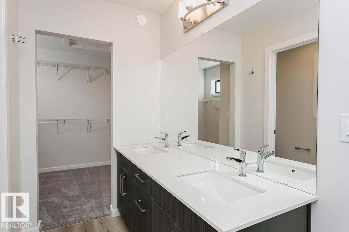 3 Clichy Close, St. Albert, AB - Indoor Photo Showing Bathroom