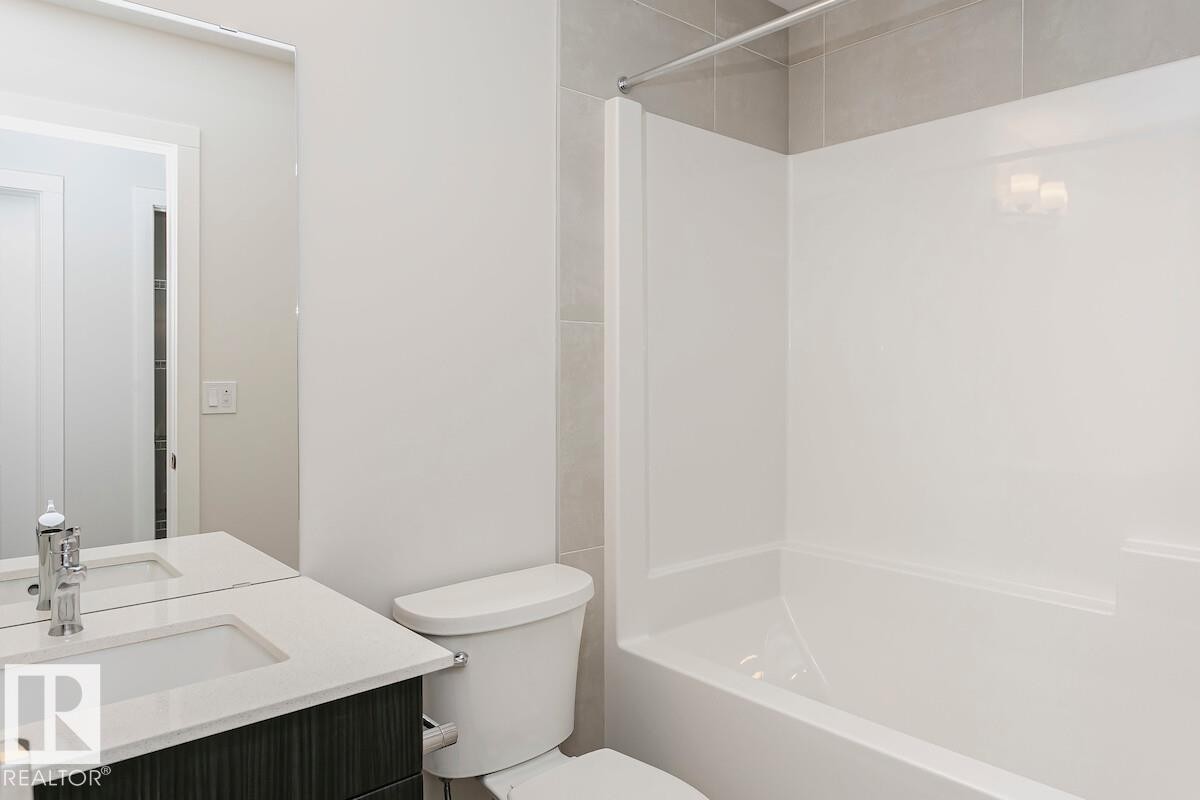 3 Clichy Close, St. Albert, AB - Indoor Photo Showing Bathroom