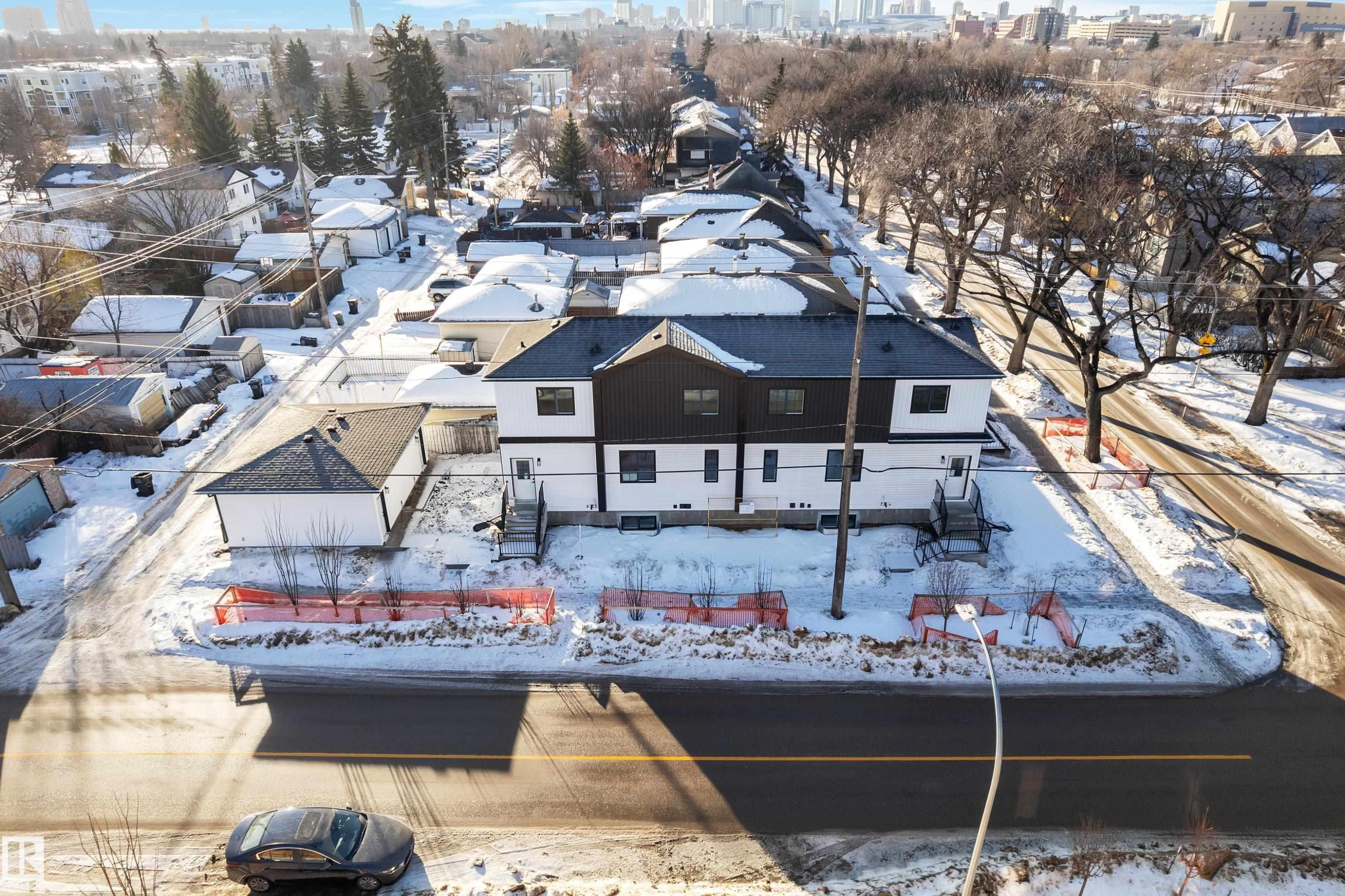9531/ 9533 115 Ave, Edmonton, AB - Outdoor With View