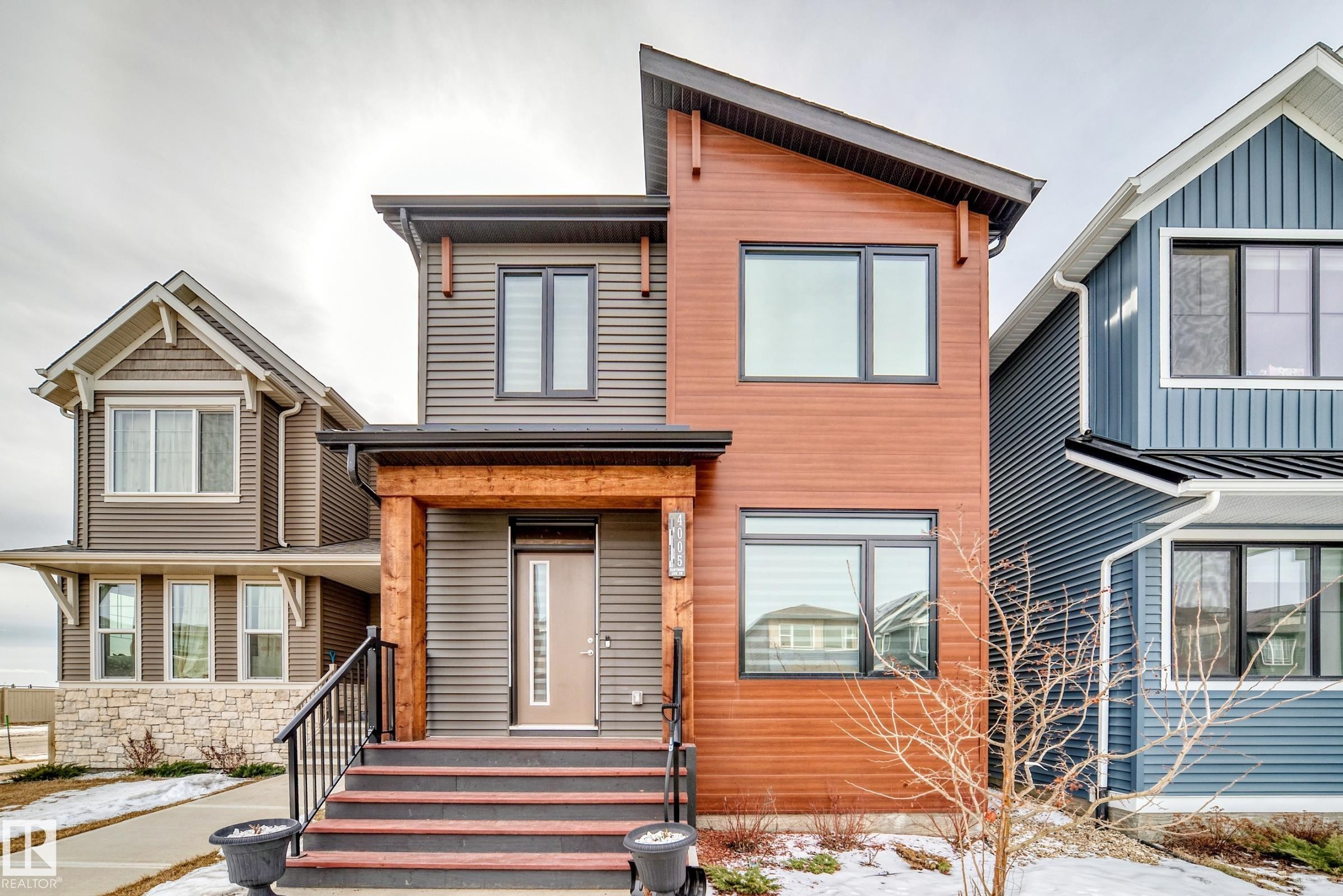 4005 Hawthorn Link Link, Edmonton, AB - Outdoor With Facade