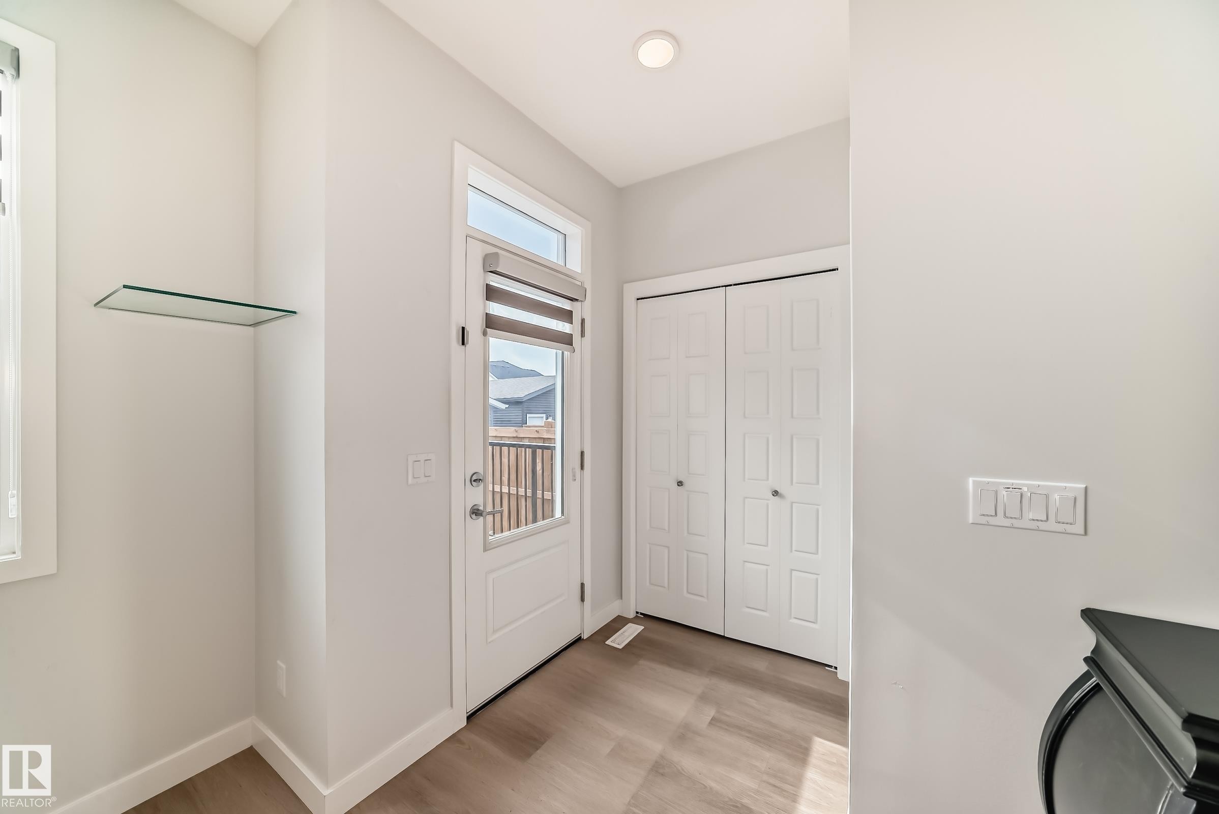 4005 Hawthorn Link Link, Edmonton, AB - Indoor Photo Showing Other Room