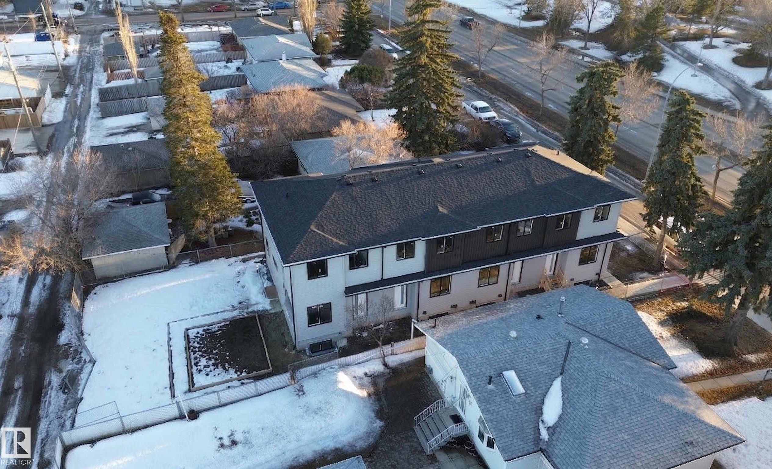 10627 149 Street Nw, Edmonton, AB - Outdoor
