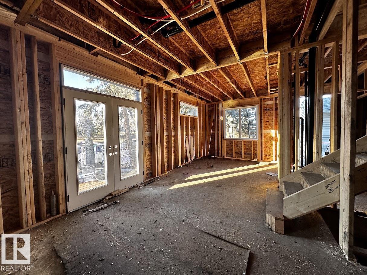 10627 149 Street Nw, Edmonton, AB - Indoor Photo Showing Other Room