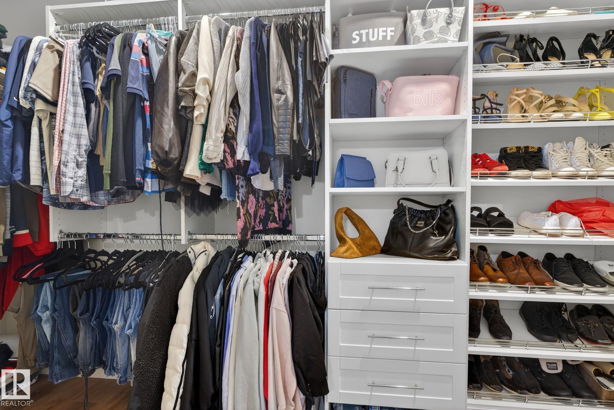 924 173 Street, Edmonton, AB - Indoor With Storage