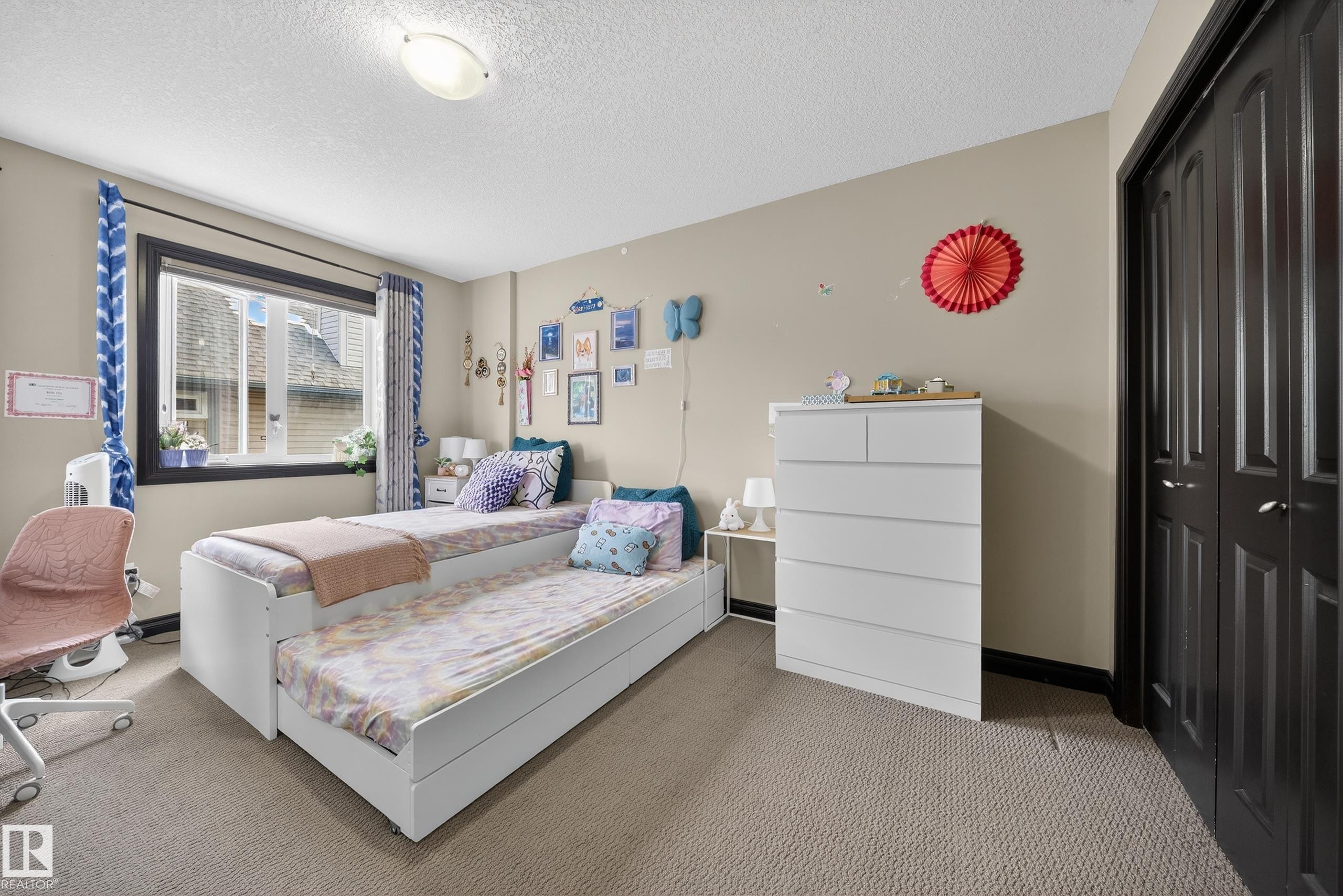 43 903 Rutherford Road, Edmonton, AB - Indoor Photo Showing Bedroom