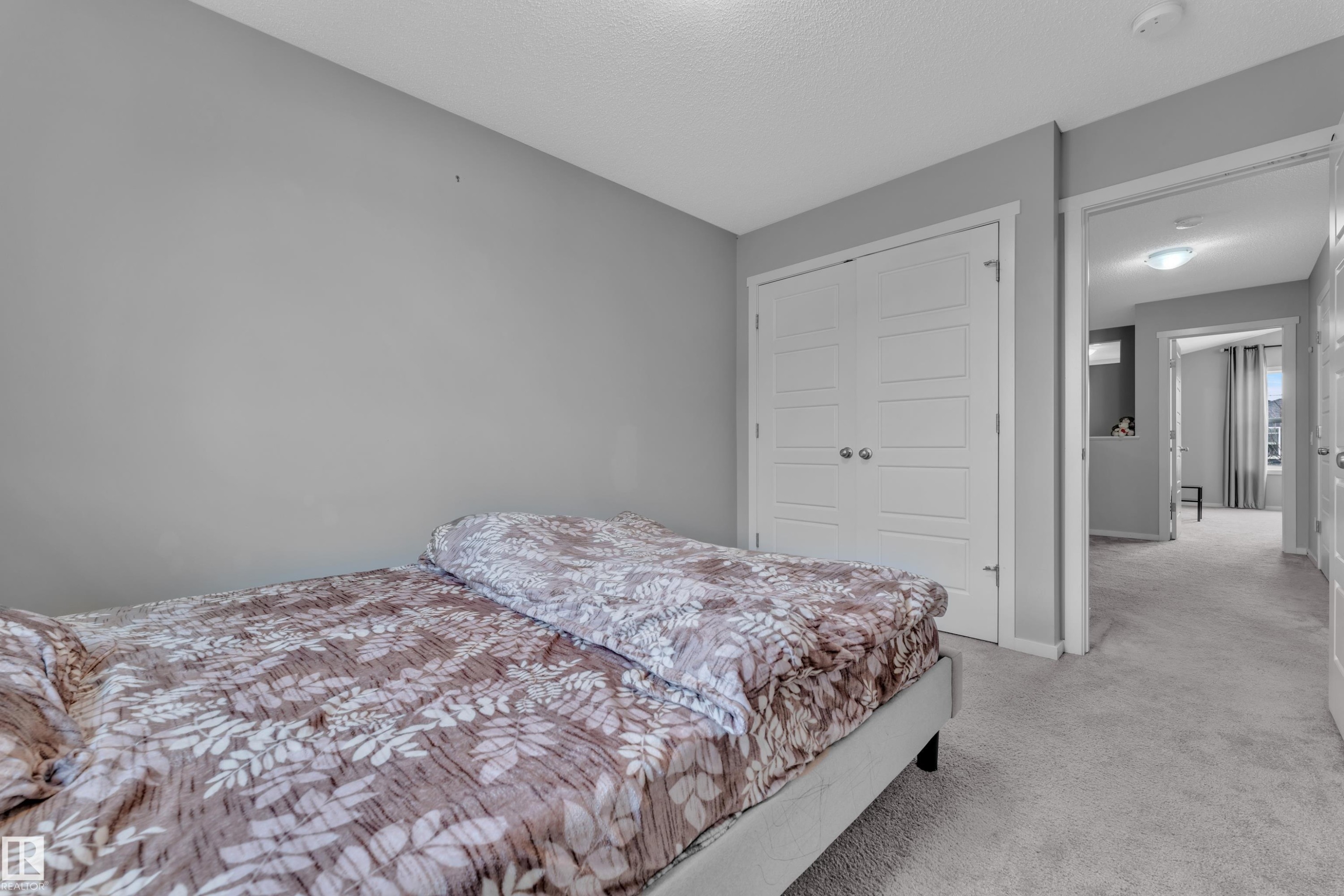 2611 Price Common, Edmonton, AB - Indoor Photo Showing Bedroom