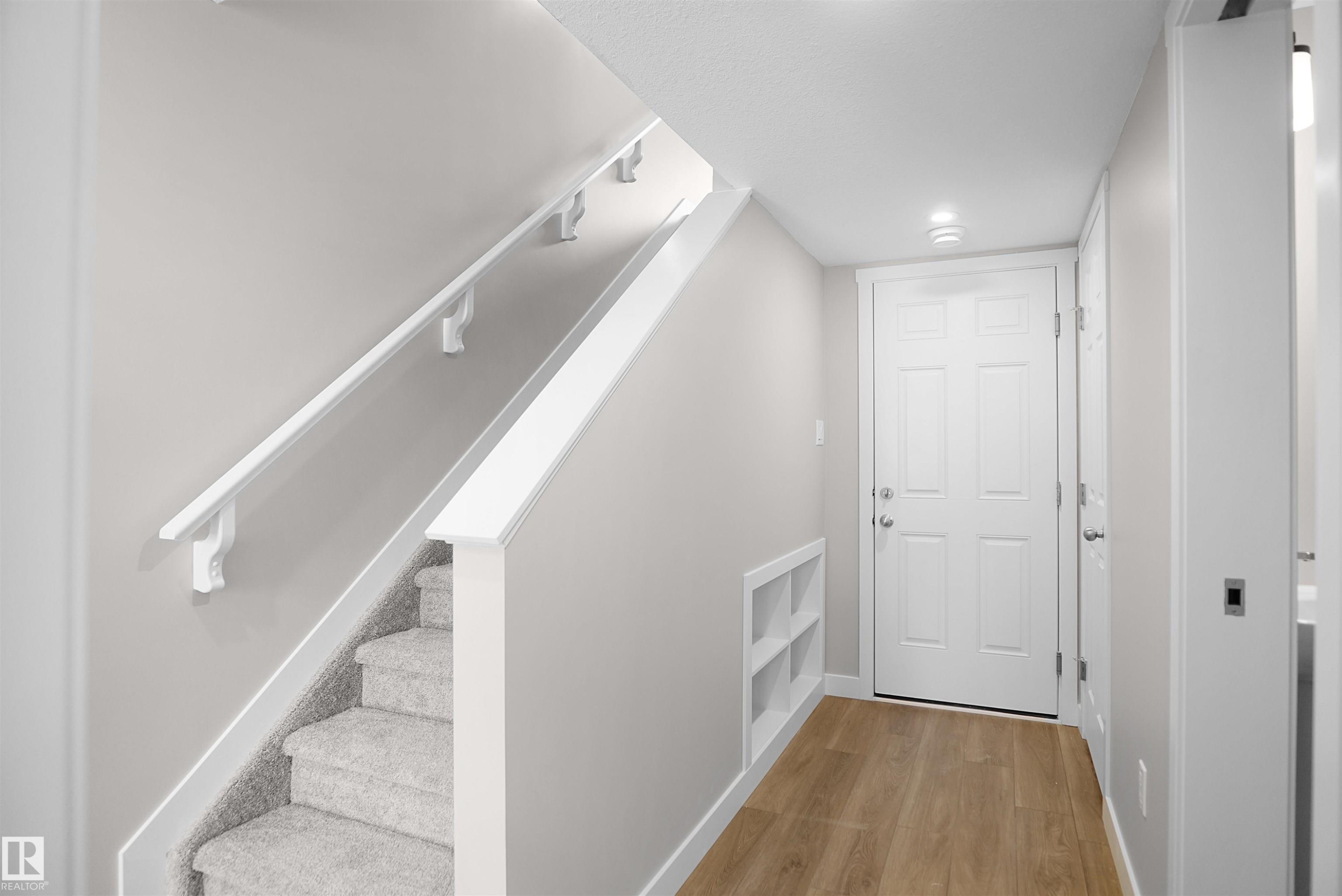5135 River'S Edge Way Nw, Edmonton, AB - Indoor Photo Showing Other Room