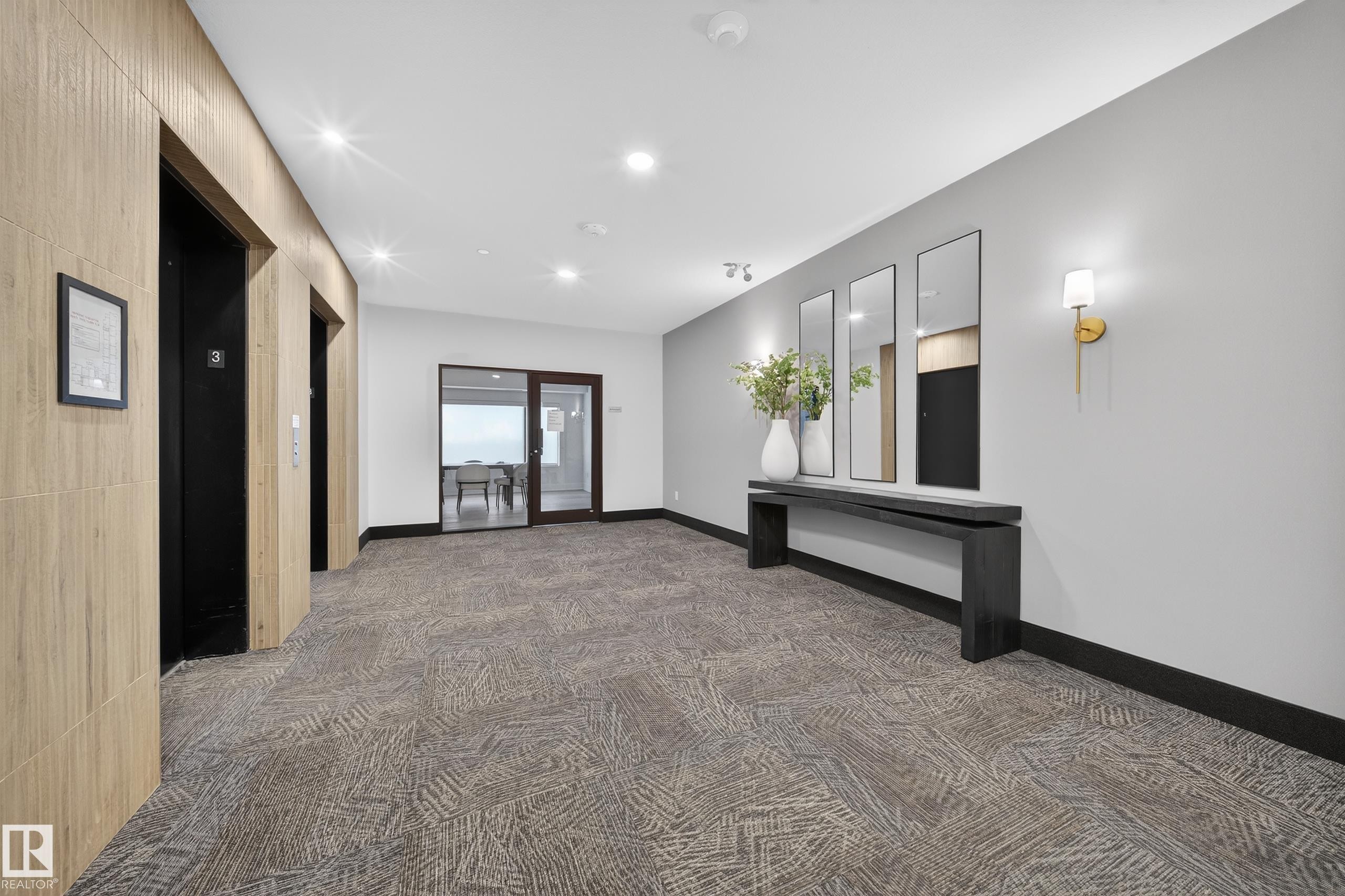 301 7459 May Common, Edmonton, AB - Indoor Photo Showing Other Room