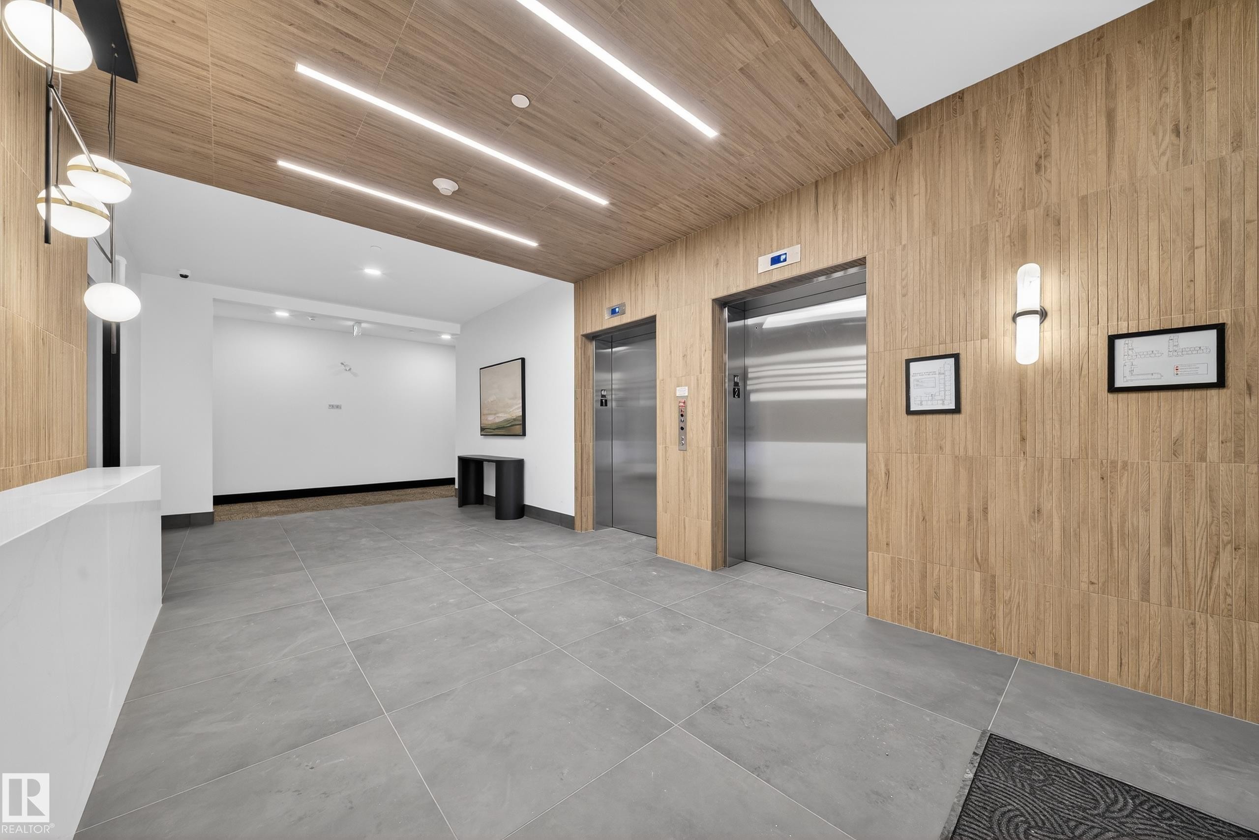 301 7459 May Common, Edmonton, AB - Indoor Photo Showing Other Room