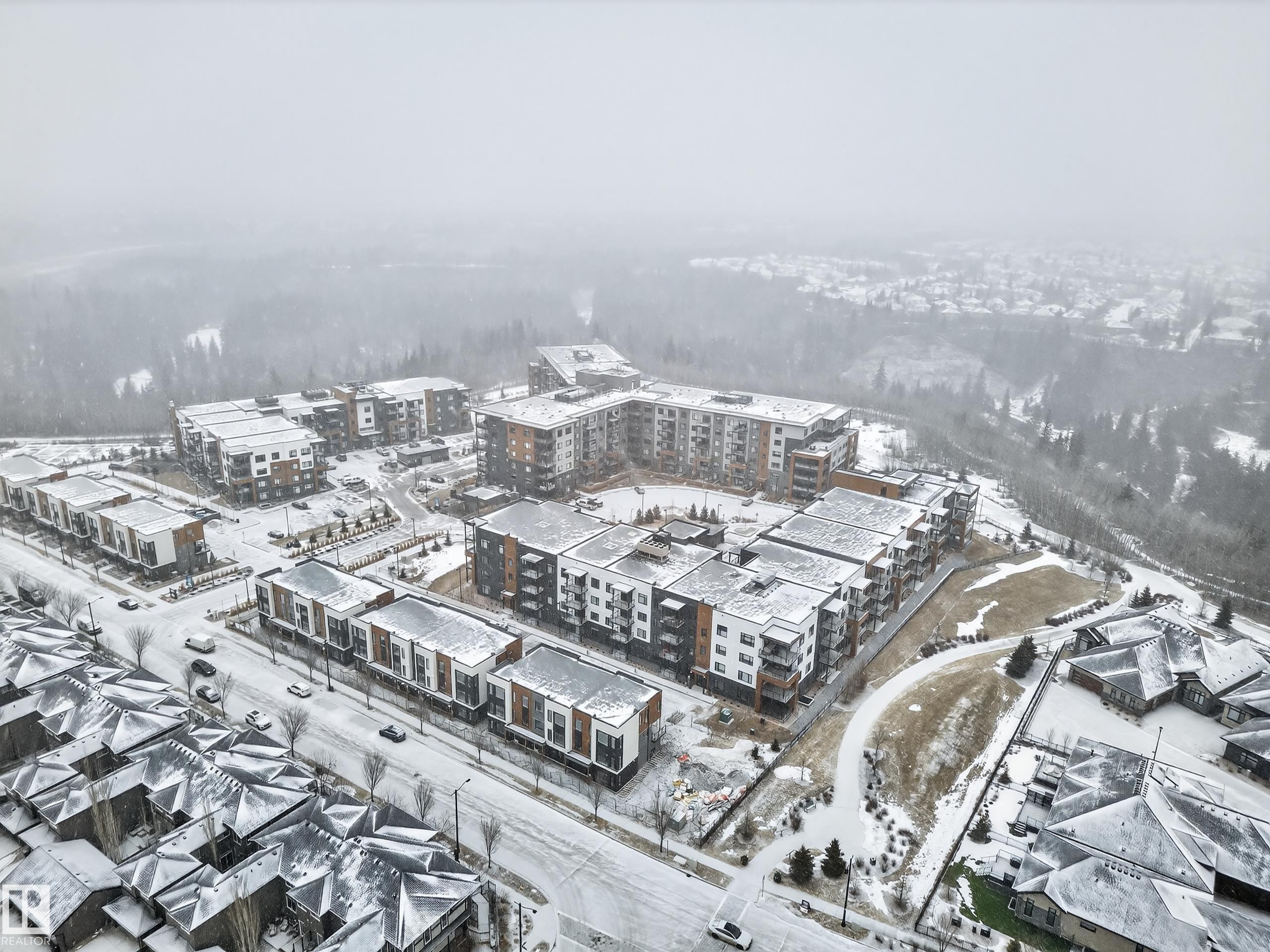 301 7459 May Common, Edmonton, AB - Outdoor With View