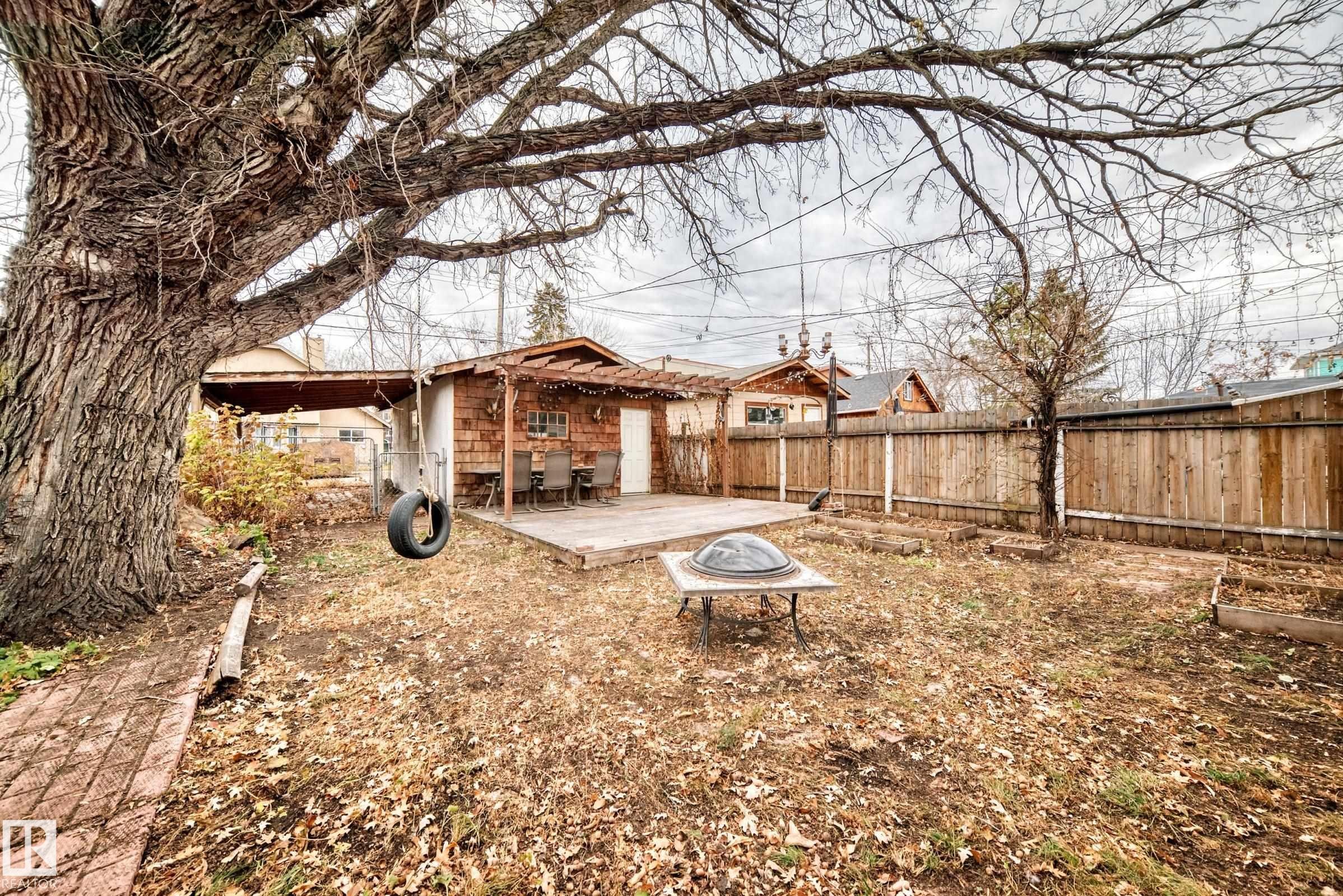 11619 96 Street, Edmonton, AB - Outdoor