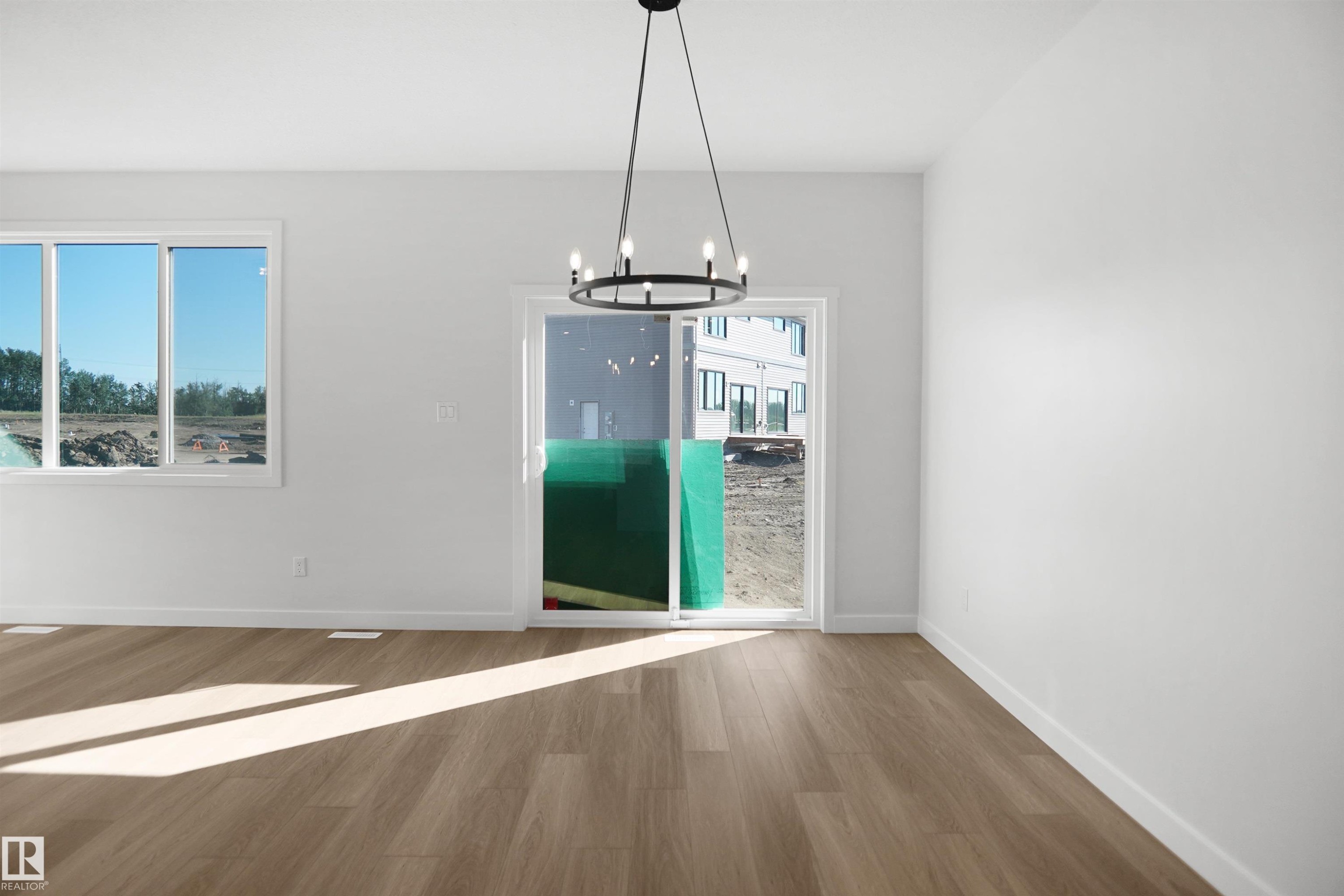 1015 14 Avenue Nw, Edmonton, AB