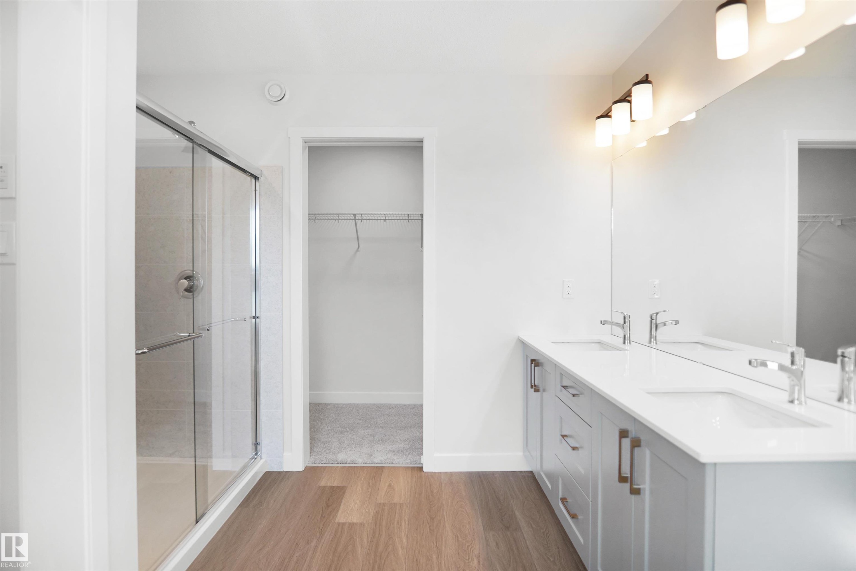 1015 14 Avenue Nw, Edmonton, AB