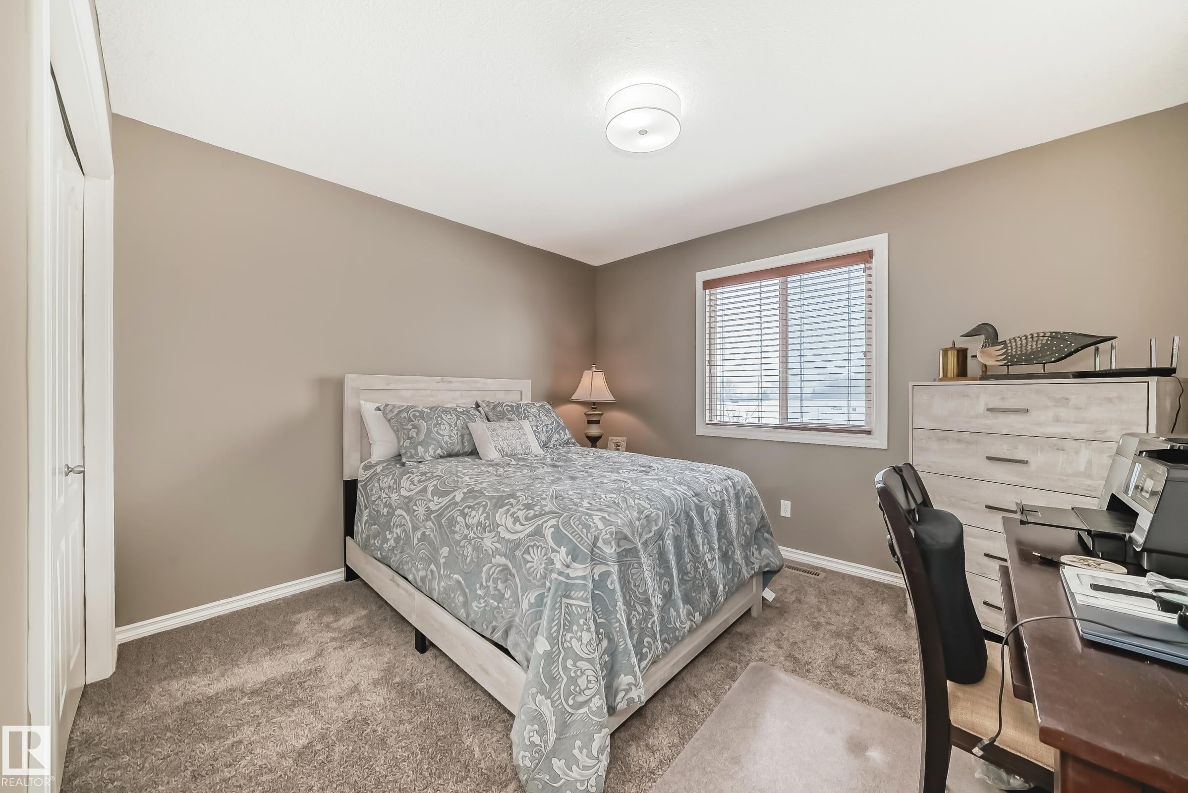 104 Westerra Boulevard, Stony Plain, AB - Indoor Photo Showing Bedroom