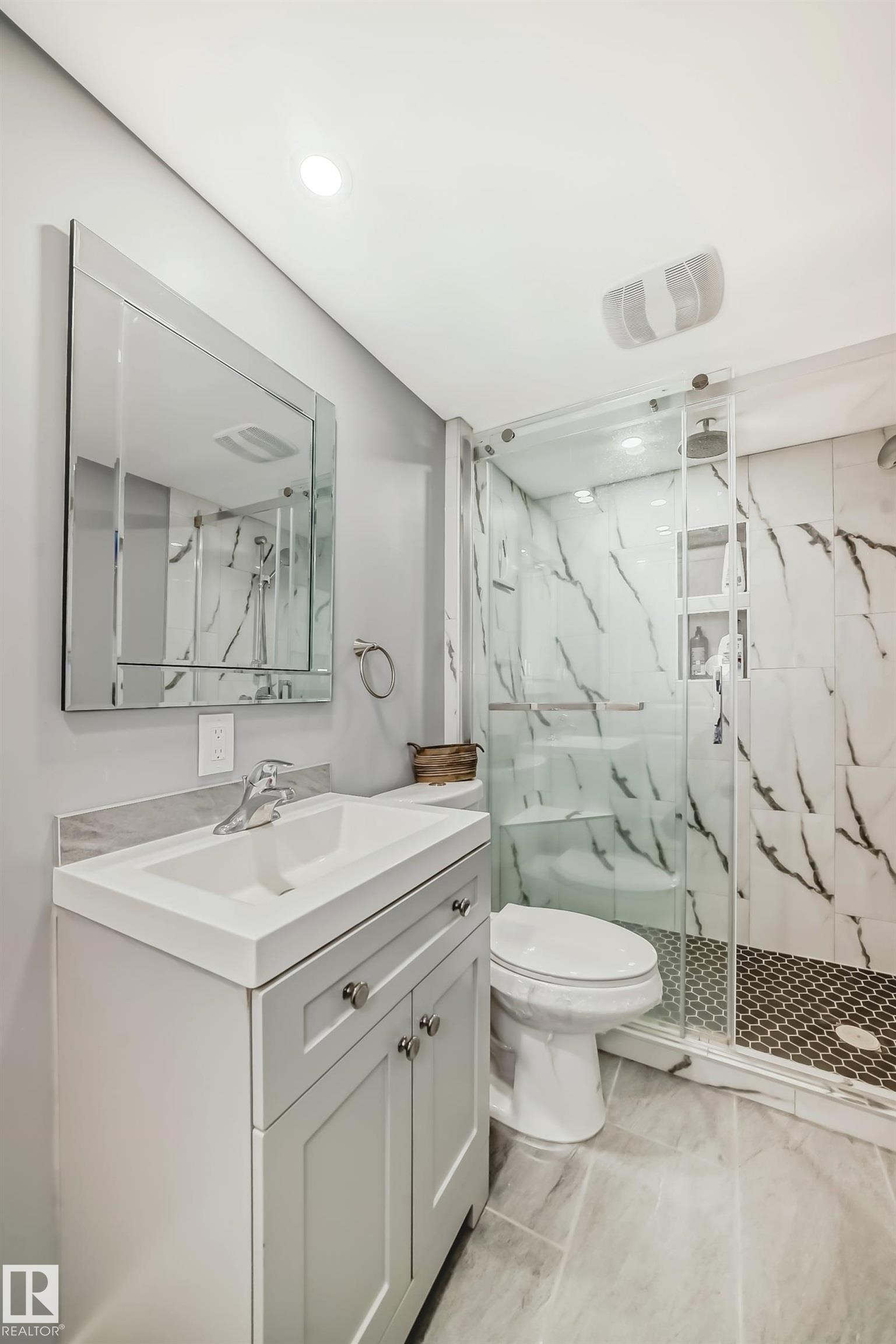 104 Westerra Boulevard, Stony Plain, AB - Indoor Photo Showing Bathroom