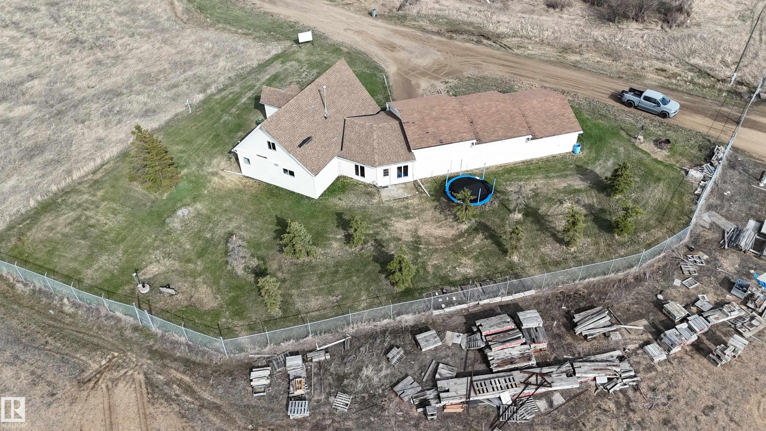 4420 50 Street, Rural Lamont County, AB -