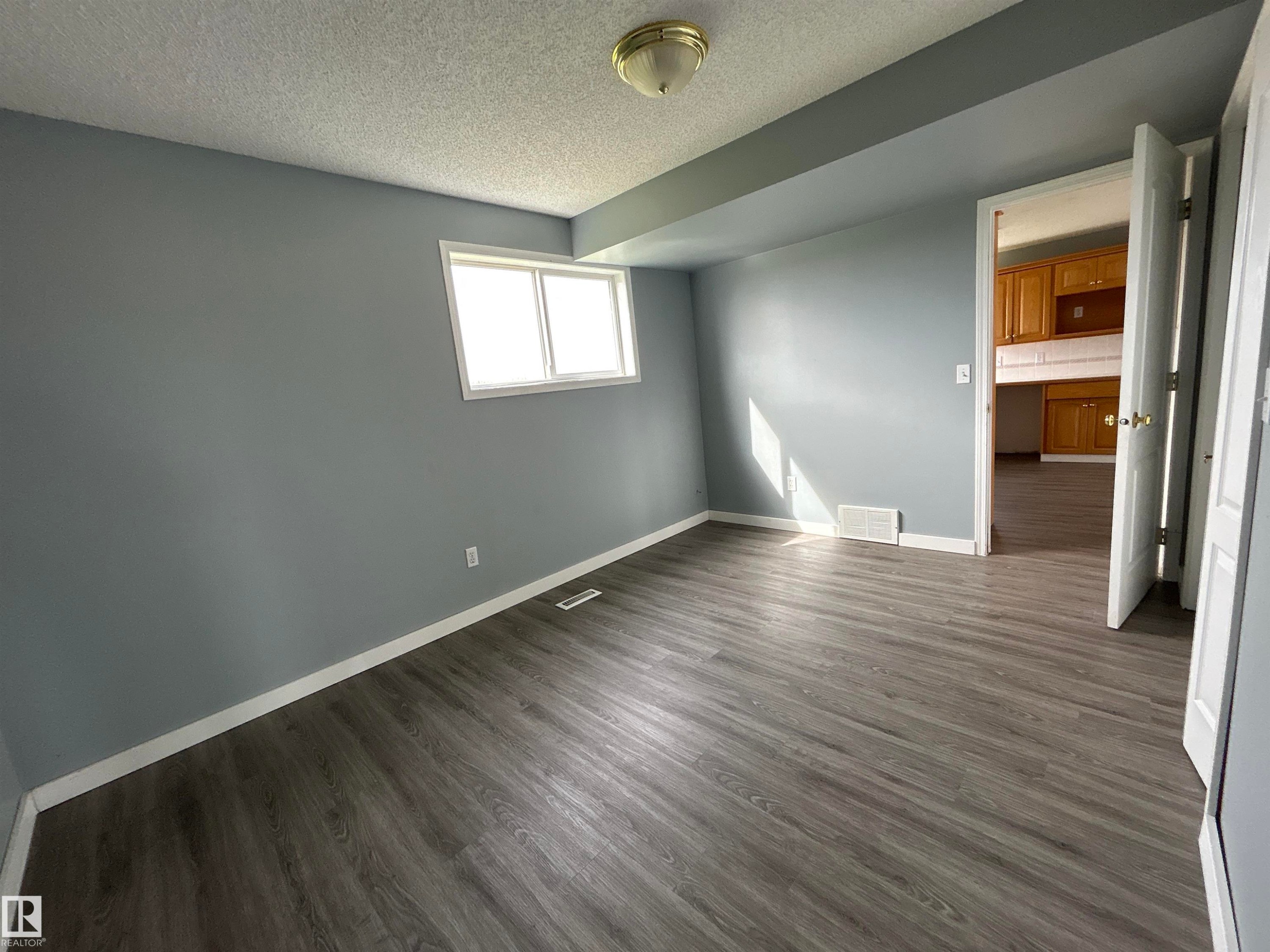 4420 50 Street, Rural Lamont County, AB - Indoor Photo Showing Other Room