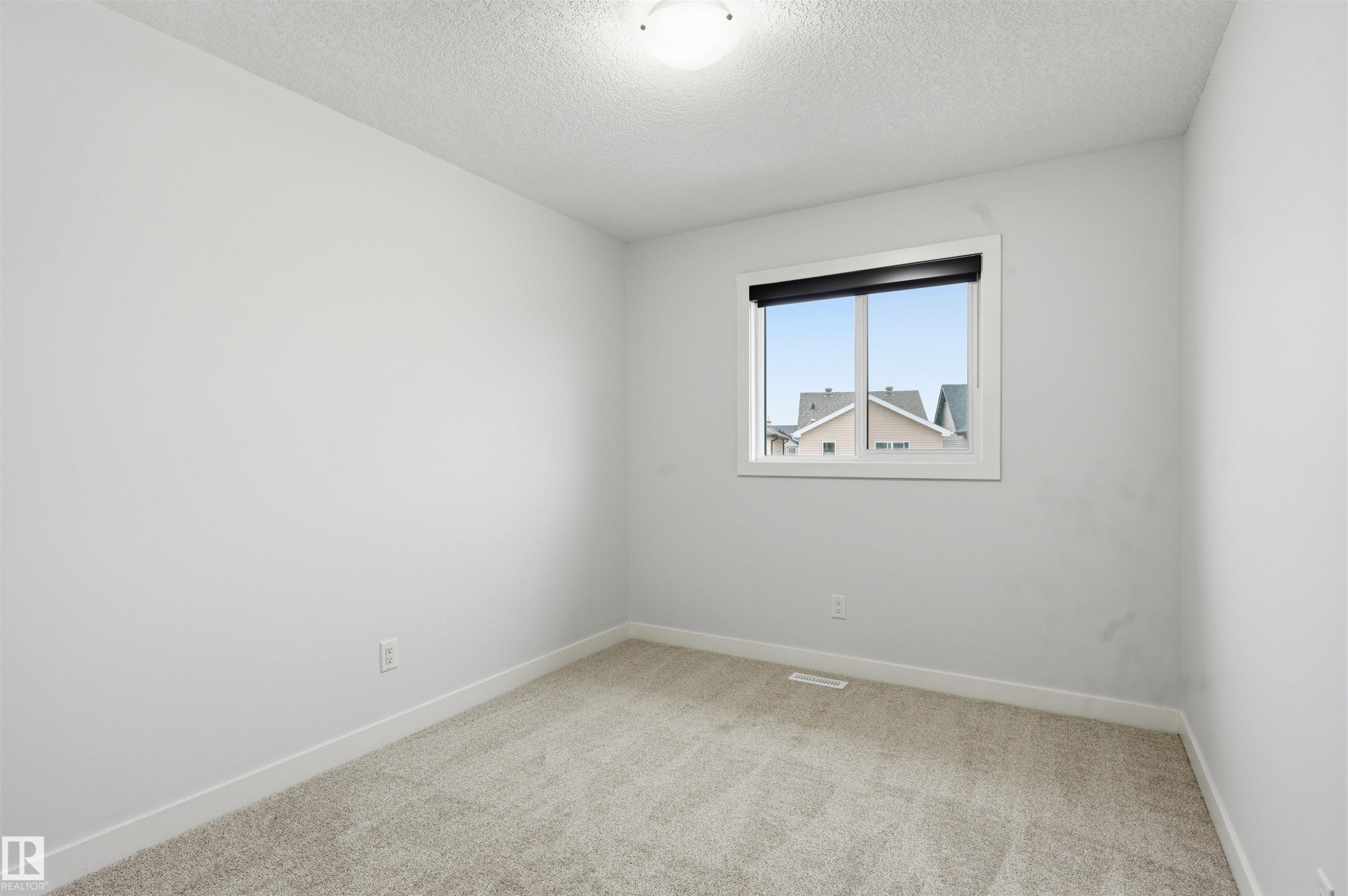 3609 Atkinson Loop, Edmonton, AB - Indoor Photo Showing Other Room