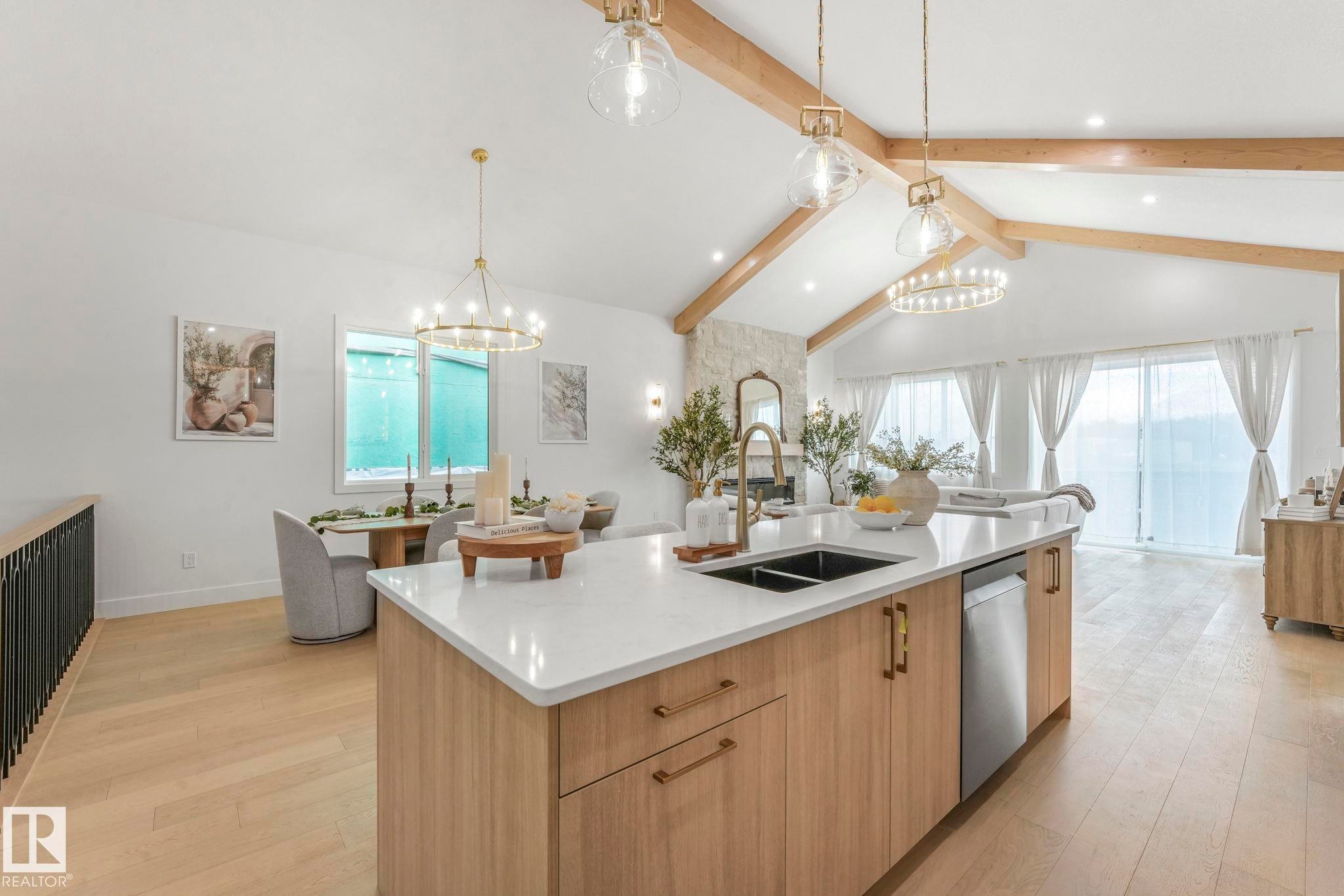 264 Falcon Crescent, Leduc, AB - Indoor Photo Showing Kitchen With Double Sink