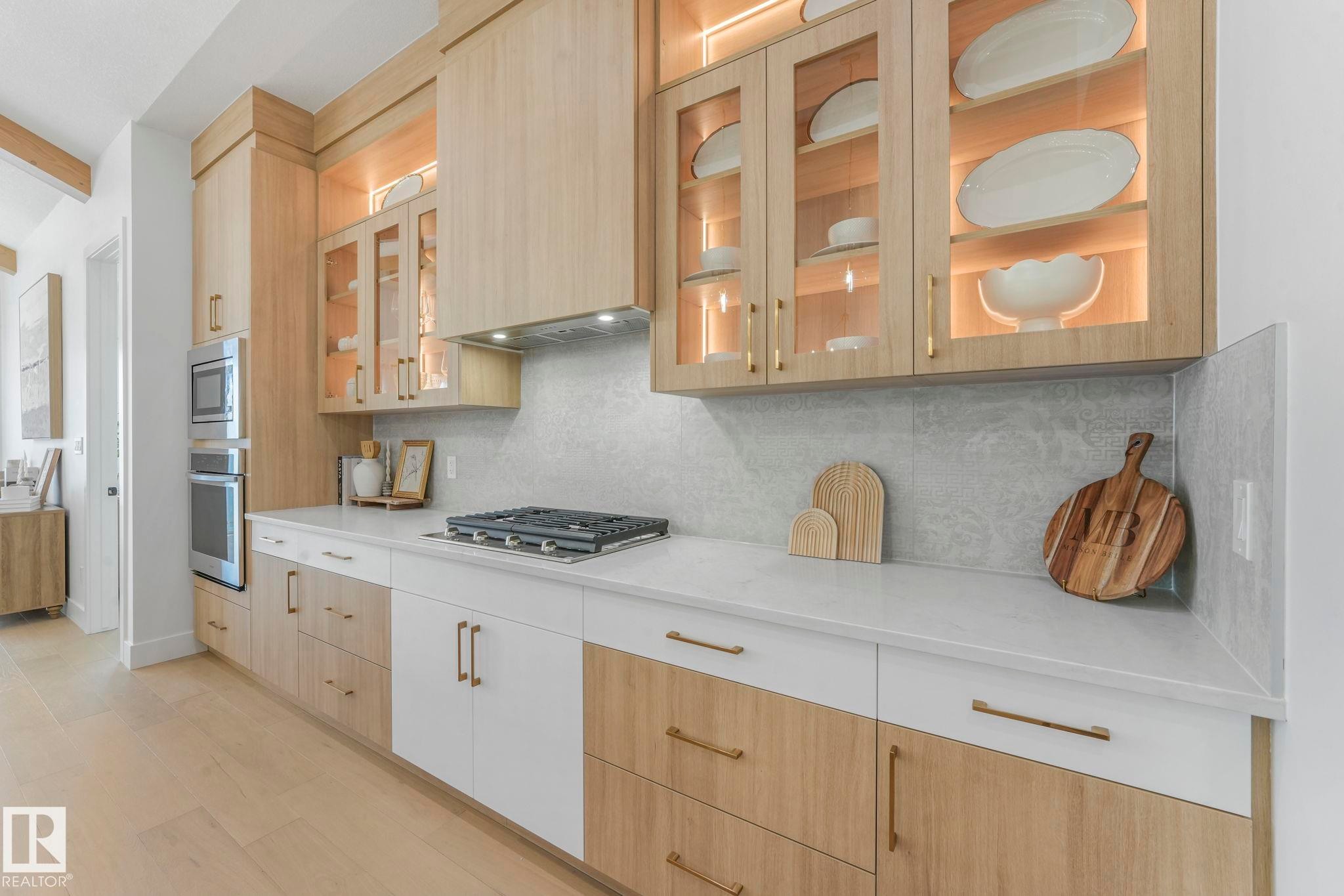 264 Falcon Crescent, Leduc, AB - Indoor Photo Showing Kitchen