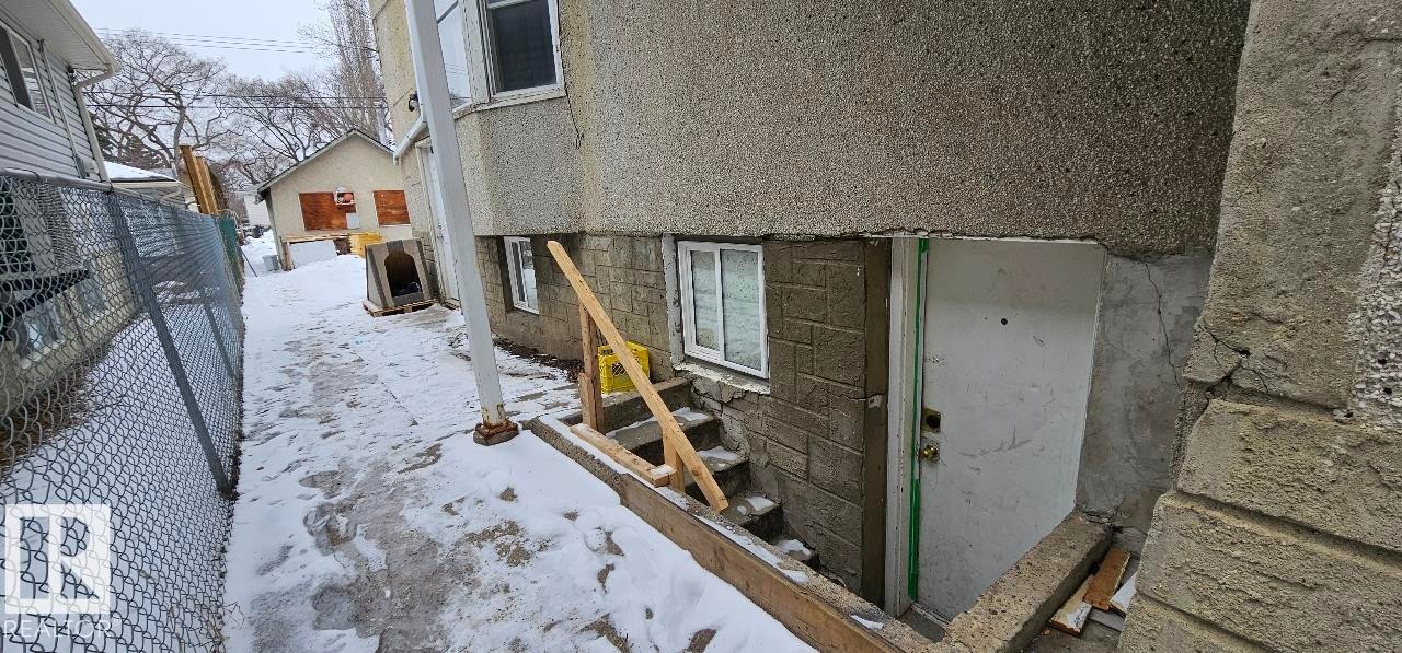11320 89 Street, Edmonton, AB - Outdoor