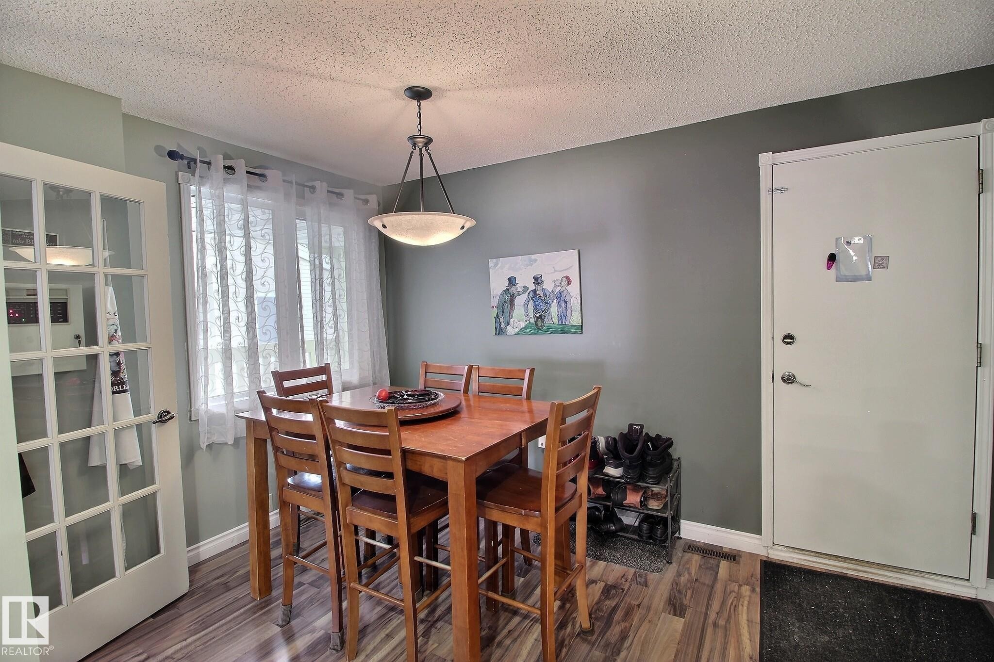 1035 109 Street, Edmonton, AB - Indoor Photo Showing Dining Room