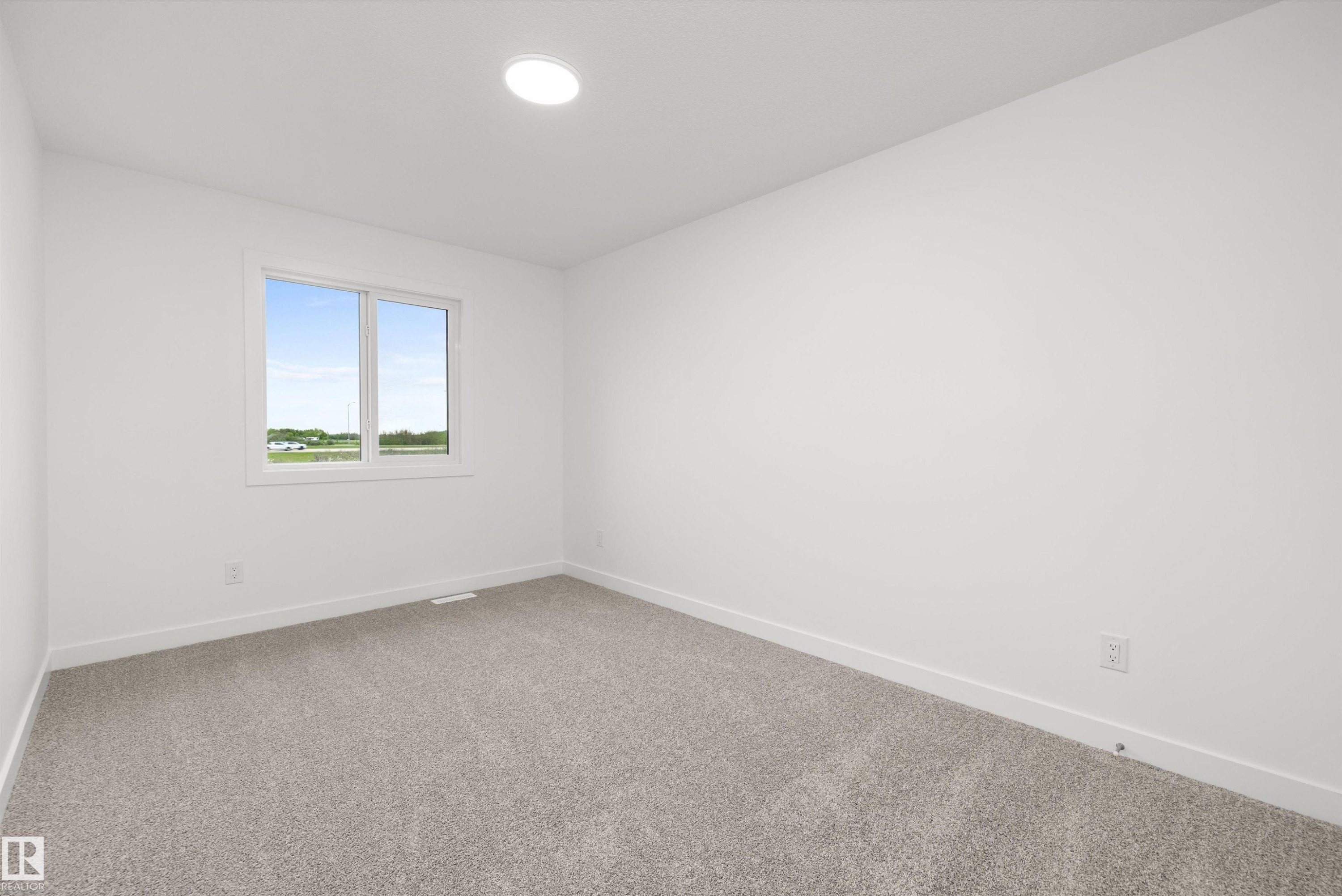 8520 183 Avenue, Edmonton, AB
