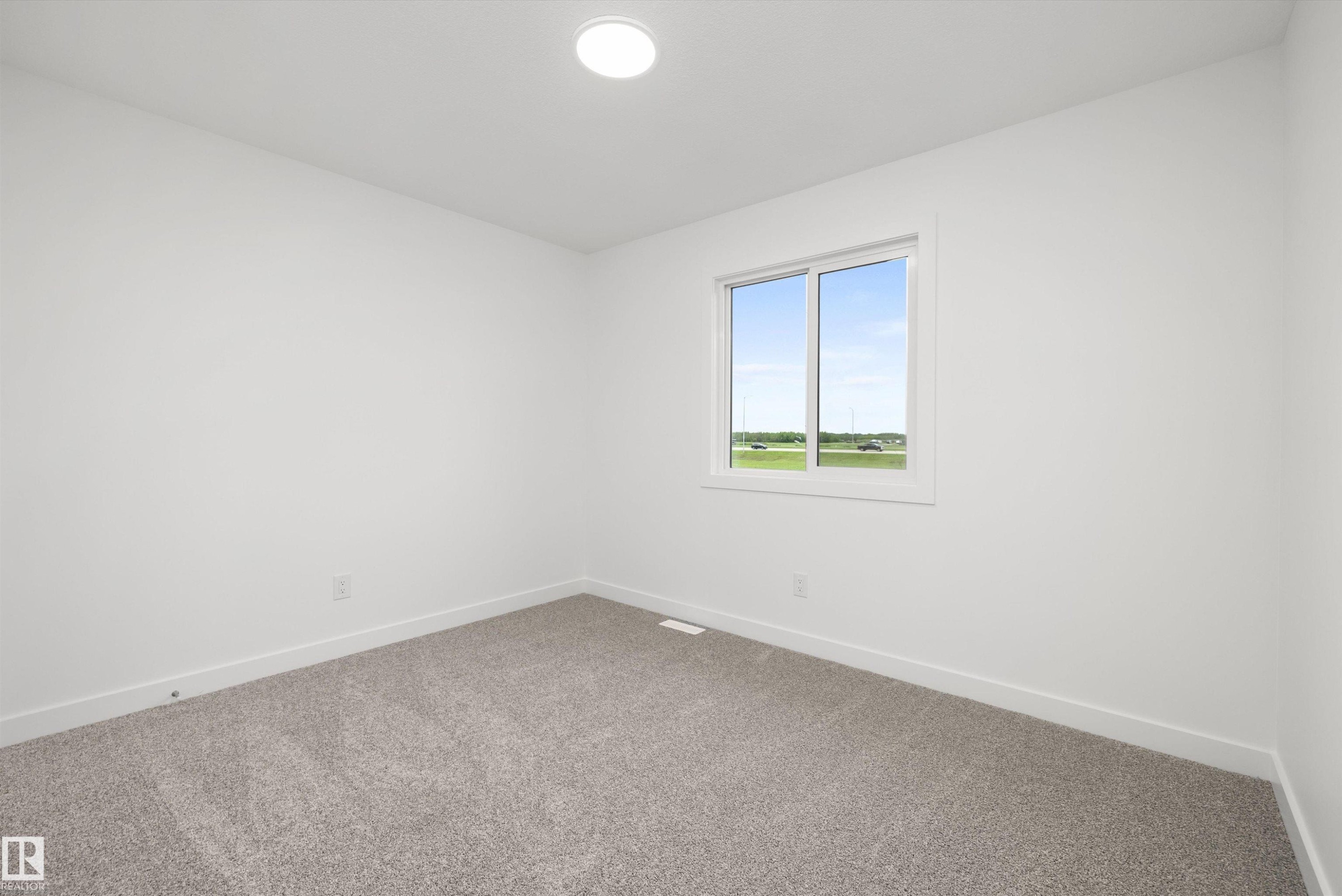 8520 183 Avenue, Edmonton, AB
