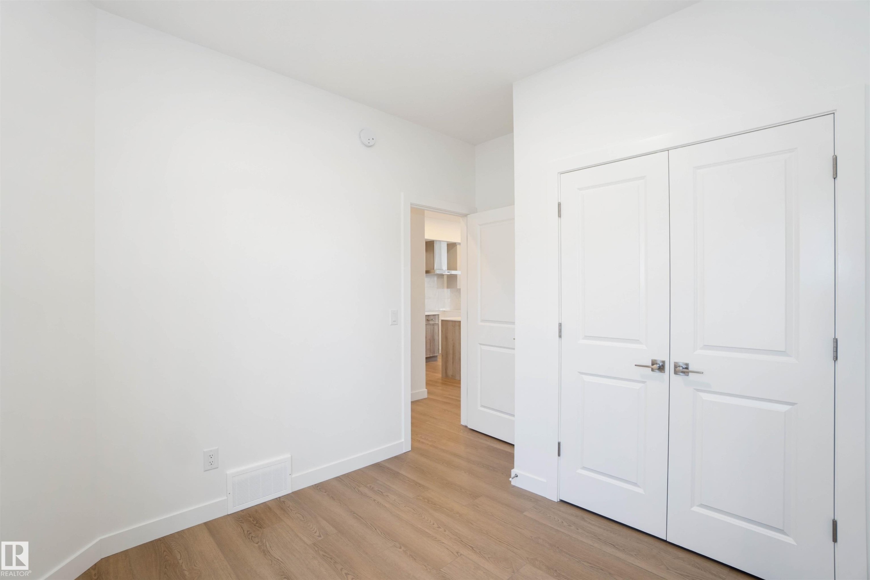 5035 Cawsey Link, Edmonton, AB - Indoor Photo Showing Other Room
