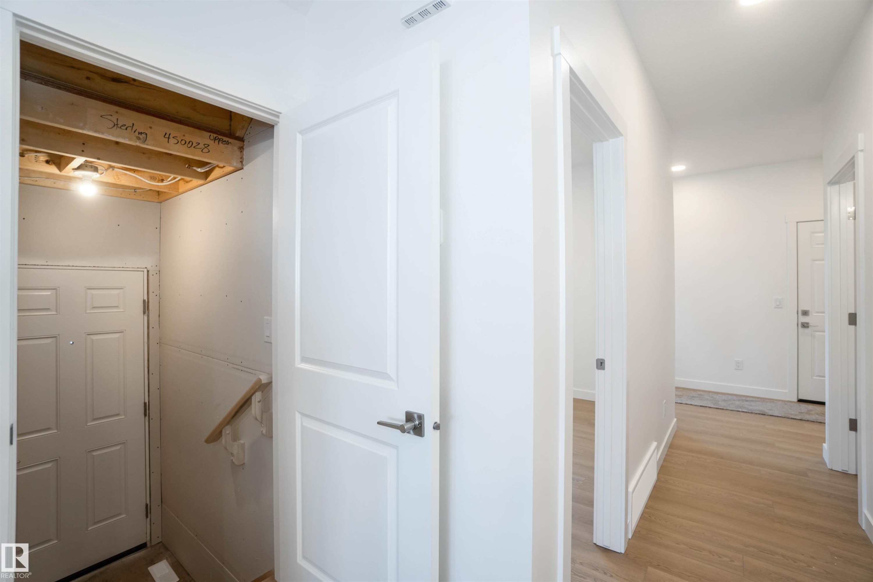 5035 Cawsey Link, Edmonton, AB - Indoor Photo Showing Other Room