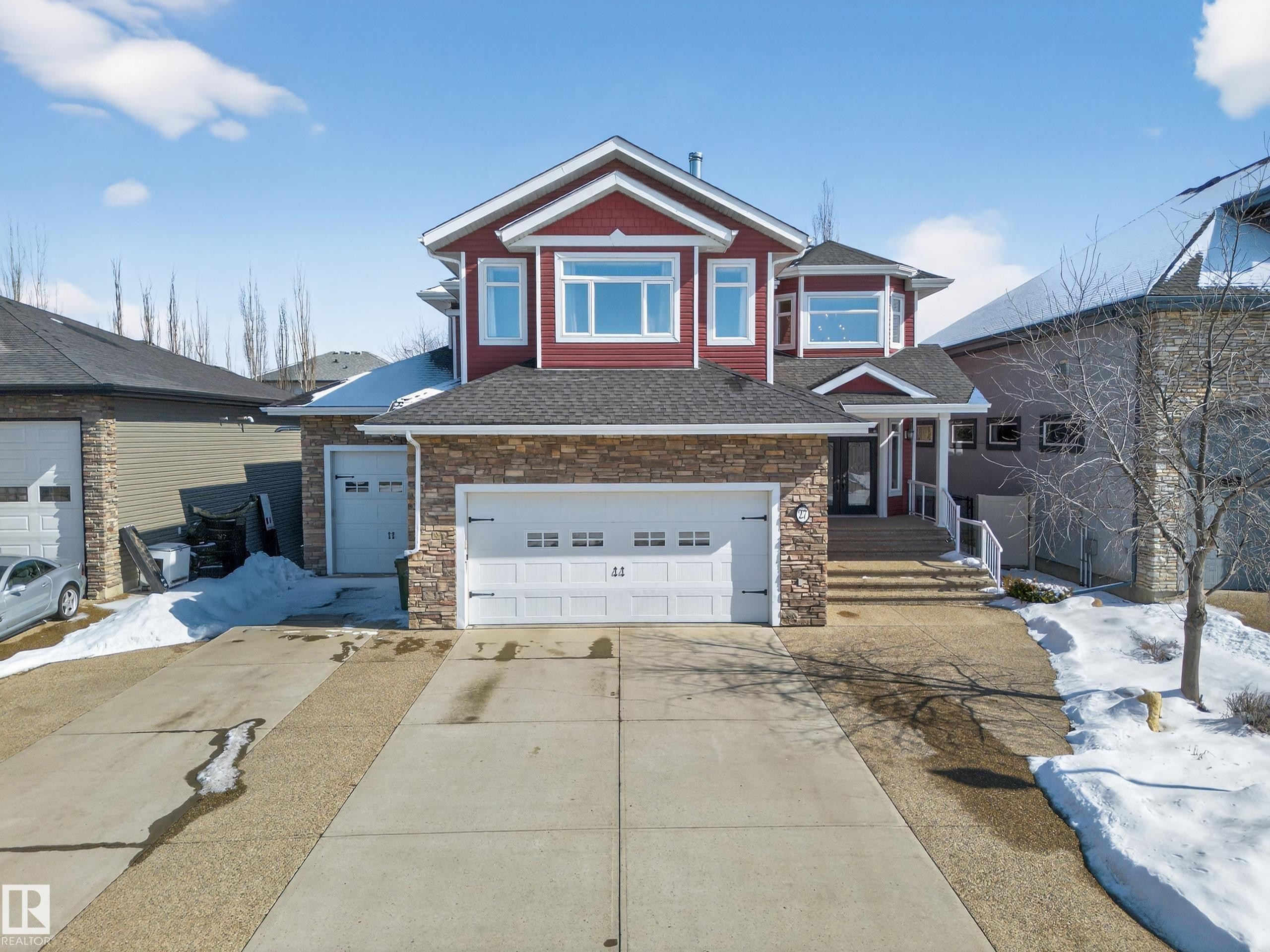 27 Kingdom Place, Leduc, AB - Outdoor With Facade