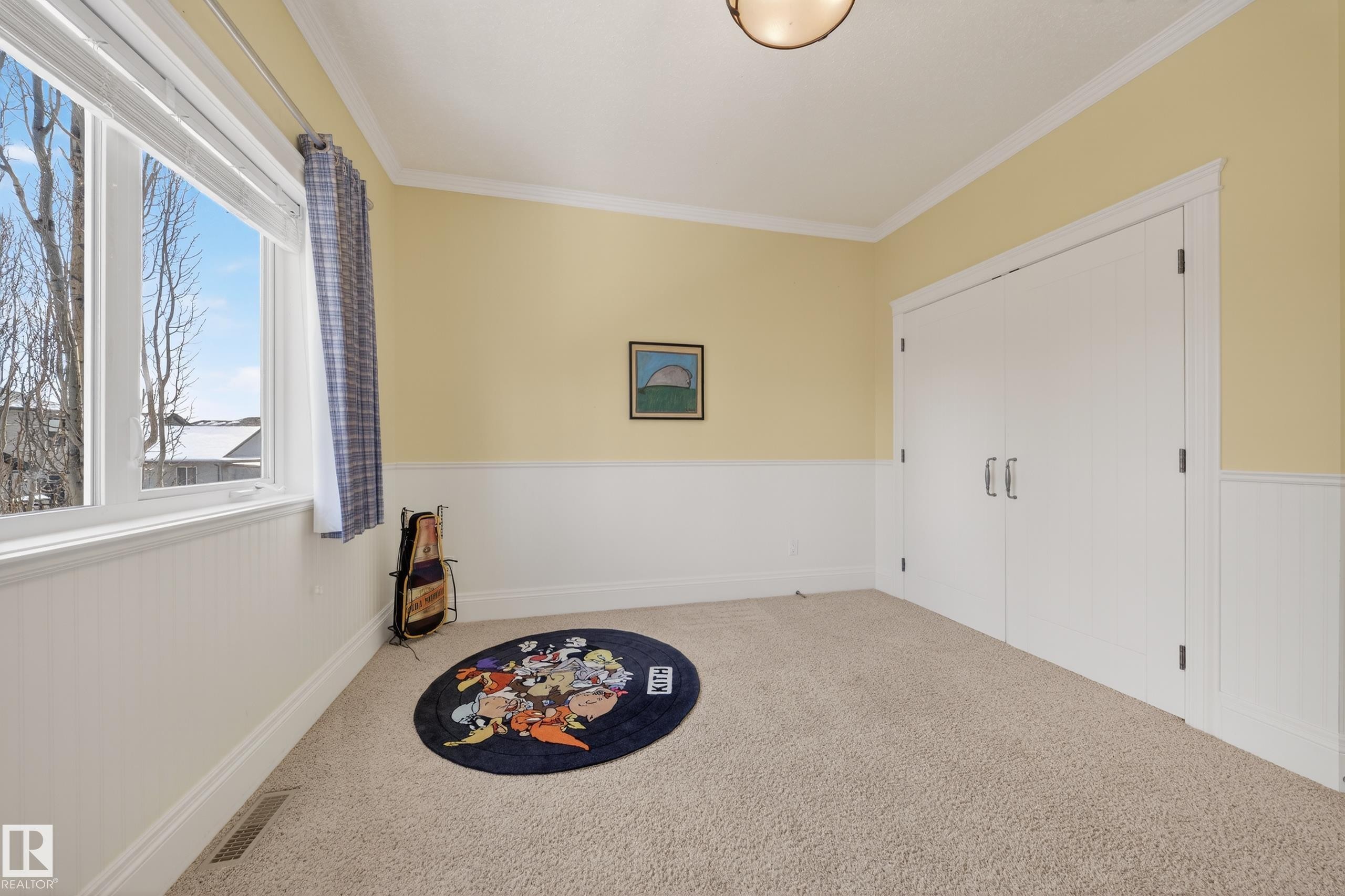 27 Kingdom Place, Leduc, AB - Indoor Photo Showing Other Room