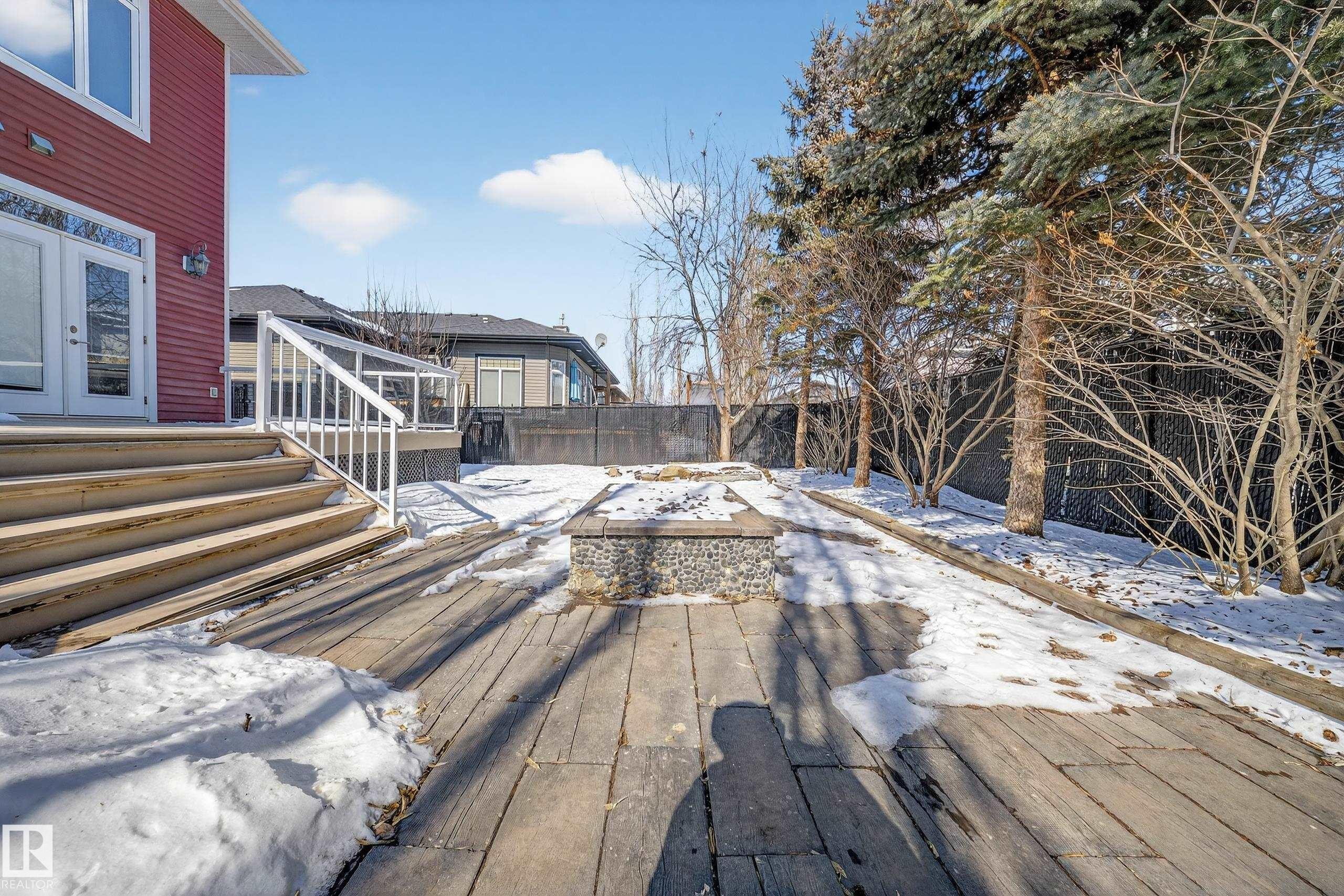 27 Kingdom Place, Leduc, AB - Outdoor