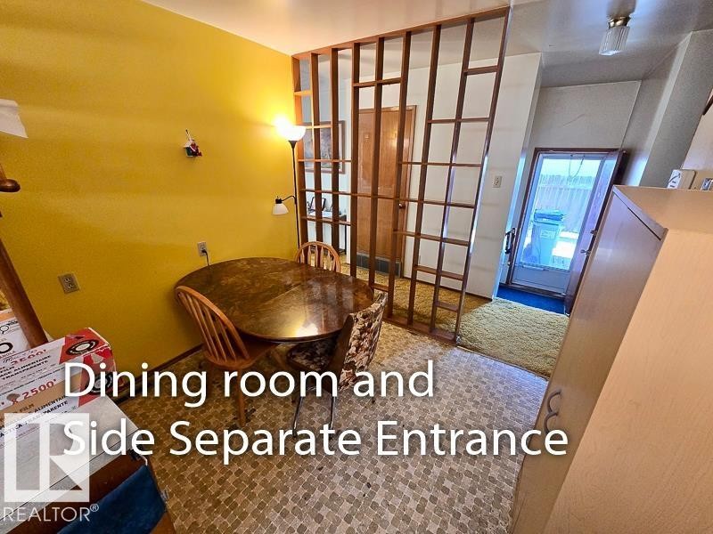 10512 55 Avenue, Edmonton, AB - Indoor Photo Showing Other Room