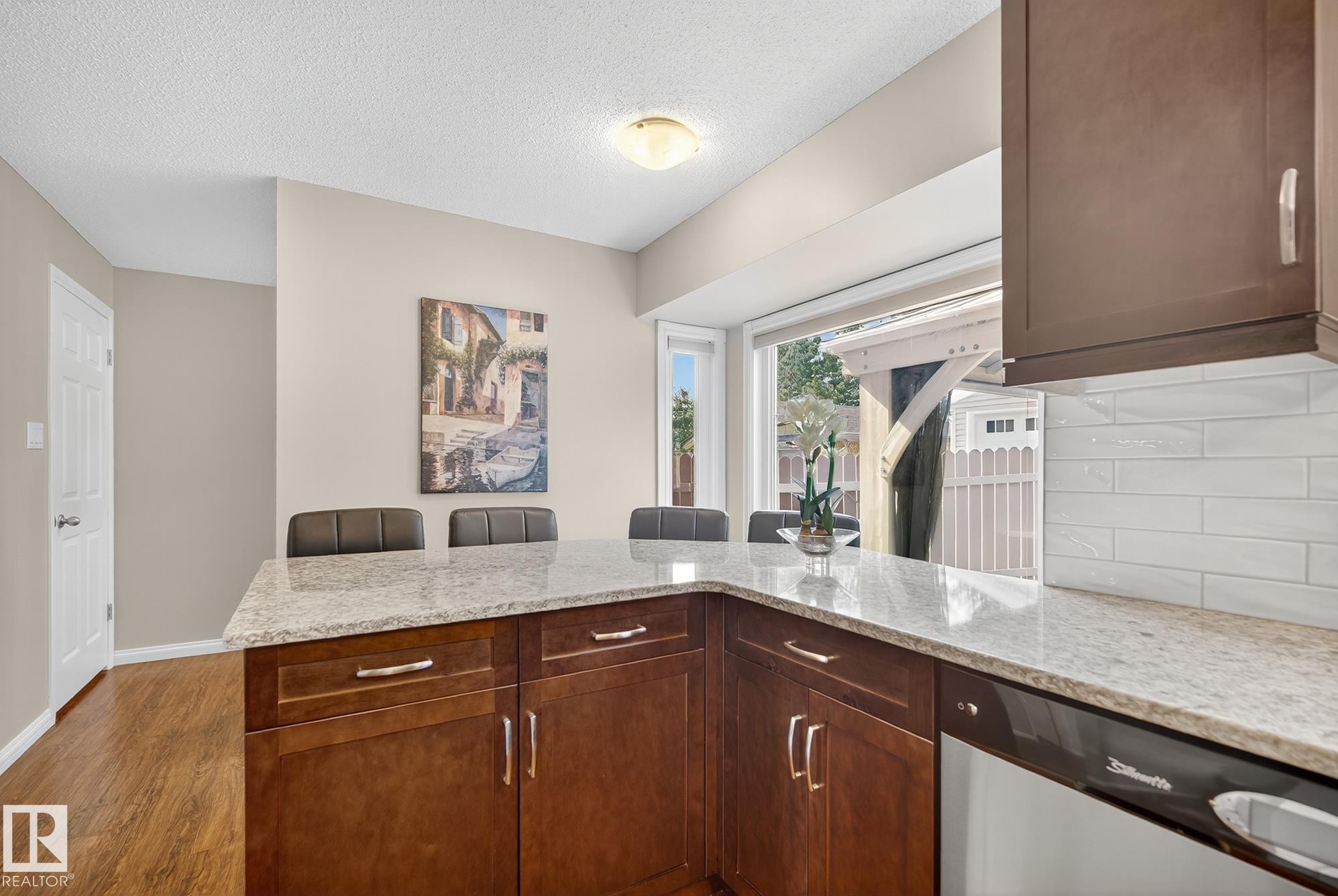 3528 56 Street, Edmonton, AB - Indoor Photo Showing Kitchen