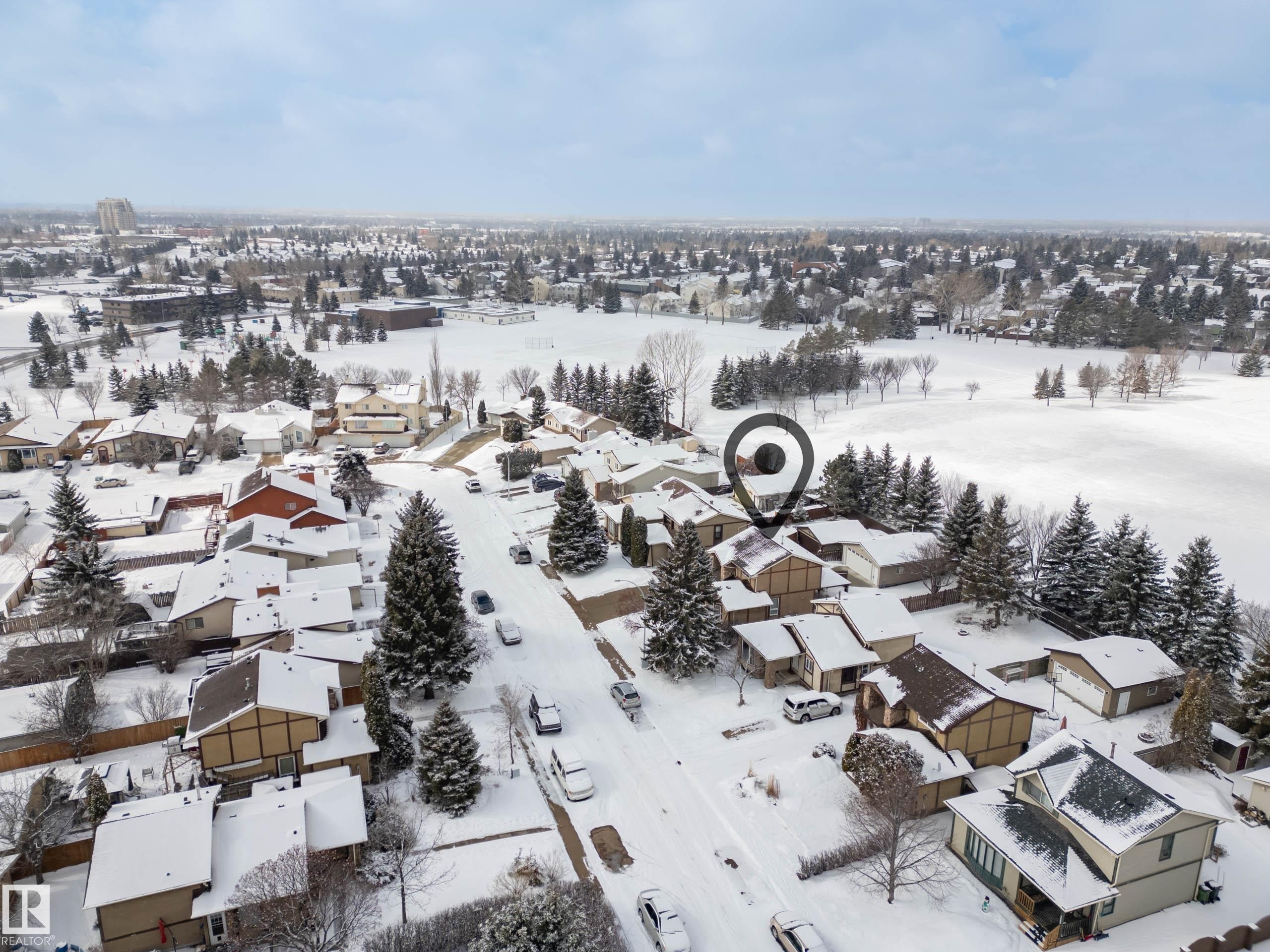 3528 56 Street, Edmonton, AB - Outdoor With View