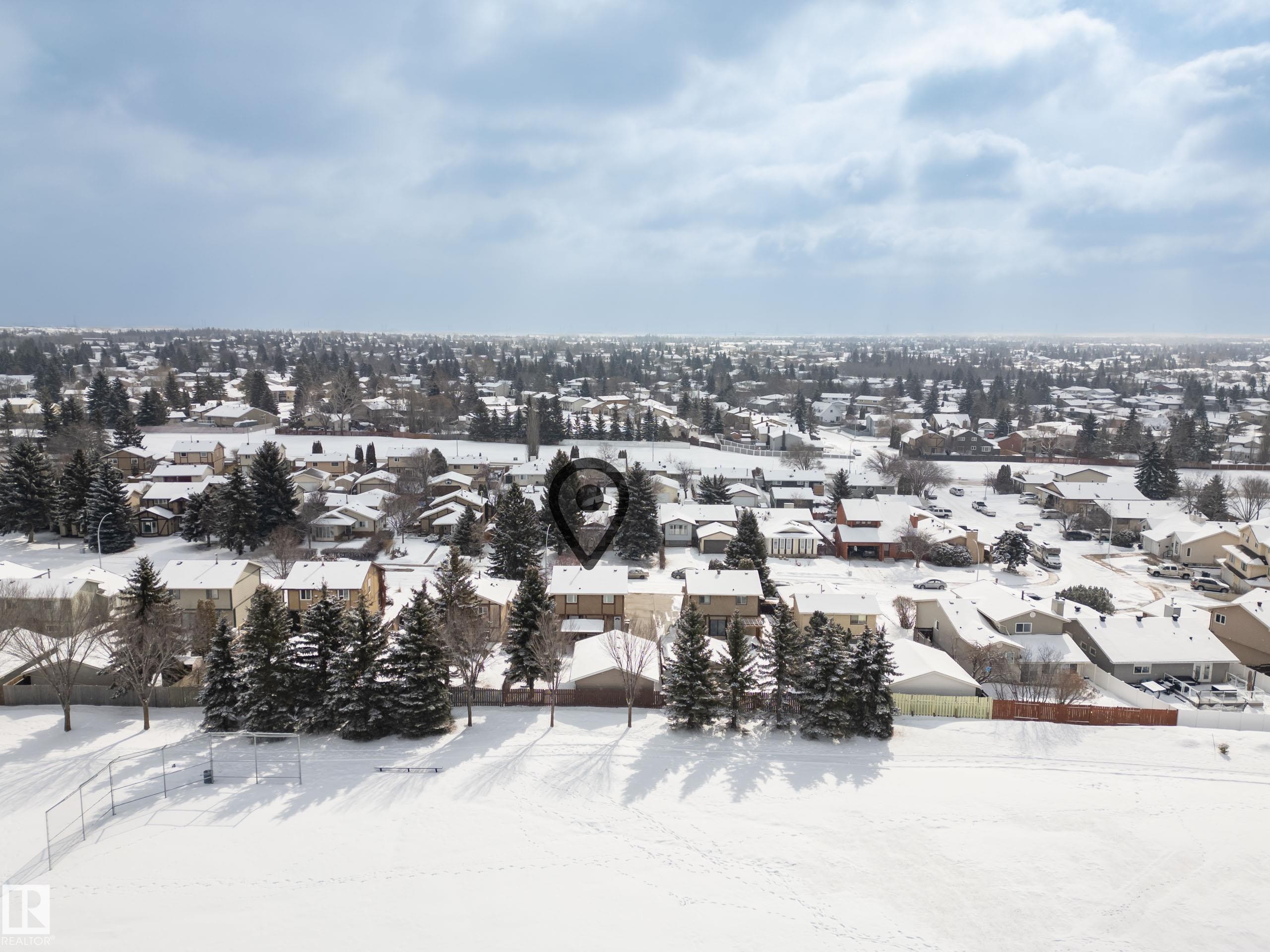 3528 56 Street, Edmonton, AB - Outdoor With View