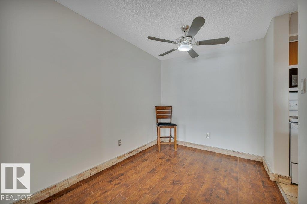 242 16311 95 Street, Edmonton, AB - Indoor Photo Showing Other Room