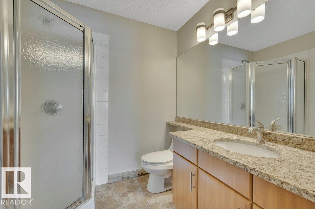 242 16311 95 Street, Edmonton, AB - Indoor Photo Showing Bathroom